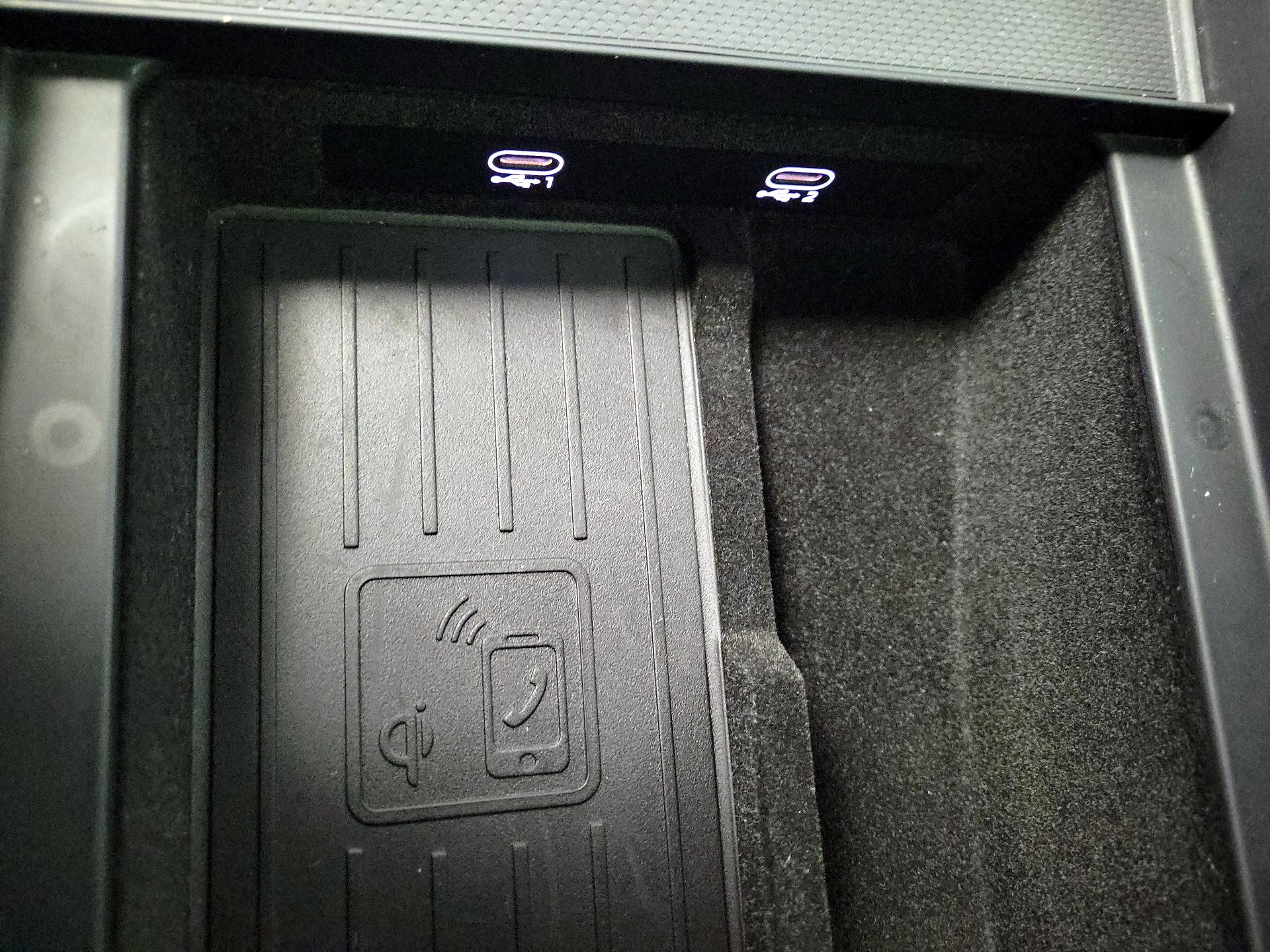 Thumbnail: 2021 Audi SQ7 - 18