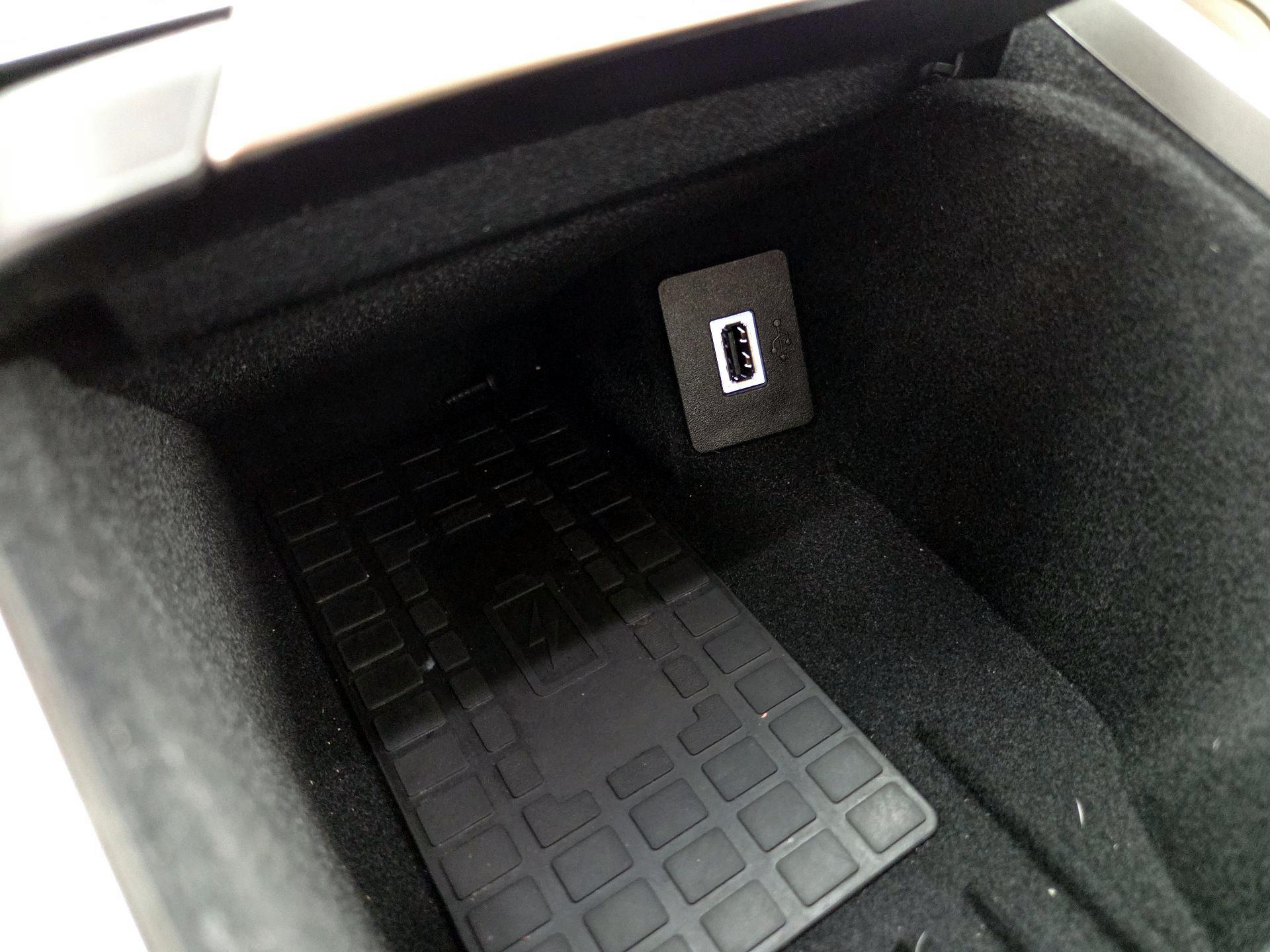 Thumbnail: 2019 Lincoln Nautilus - 18