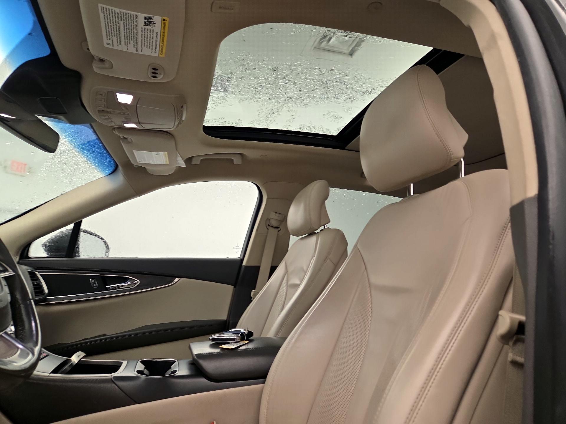 Thumbnail: 2019 Lincoln Nautilus - 19