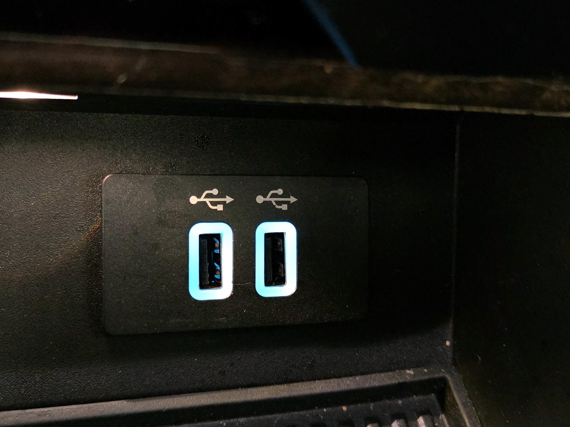 Thumbnail: 2016 Ford F-150 - 19