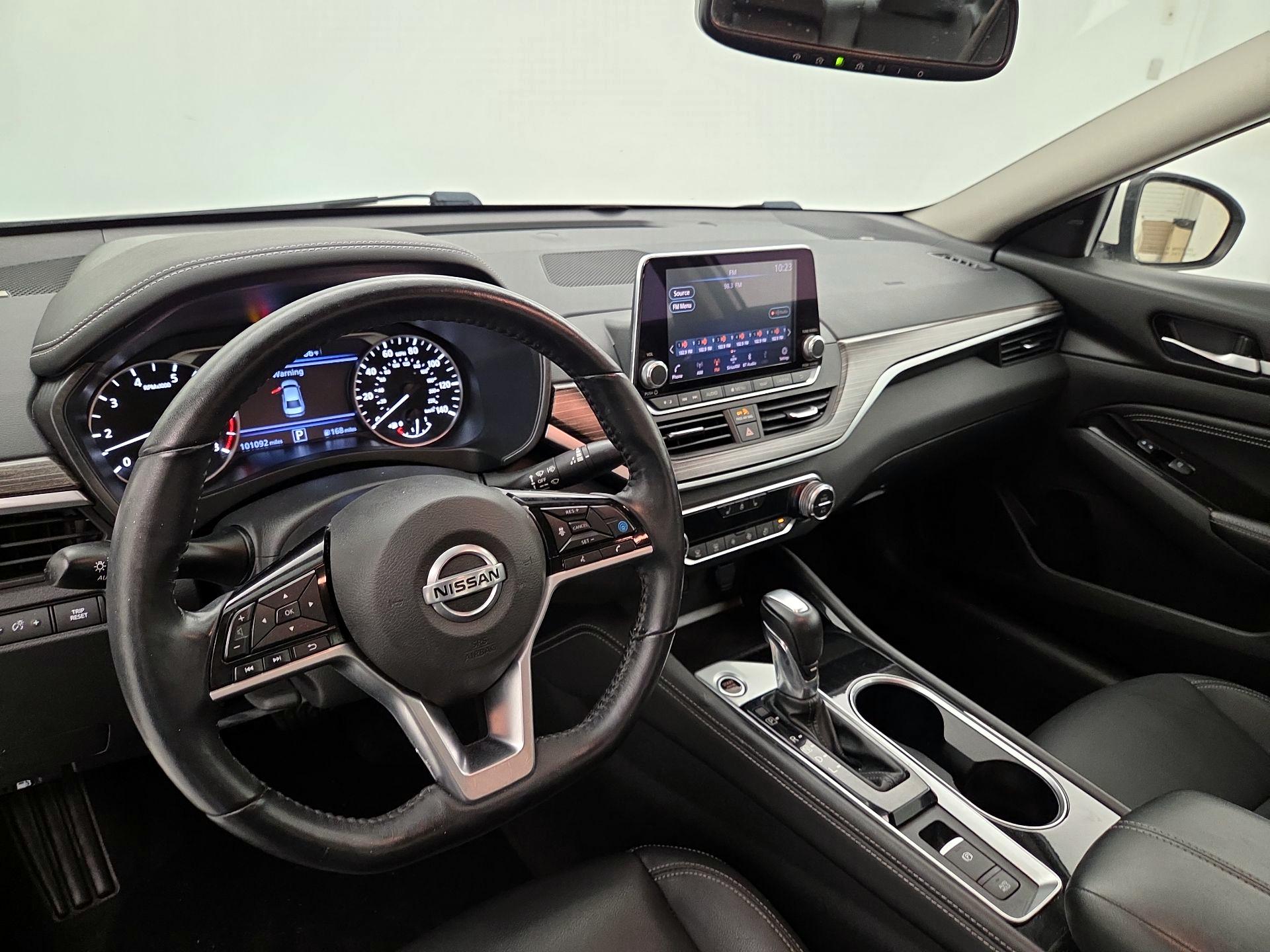 Thumbnail: 2020 Nissan Altima - 9