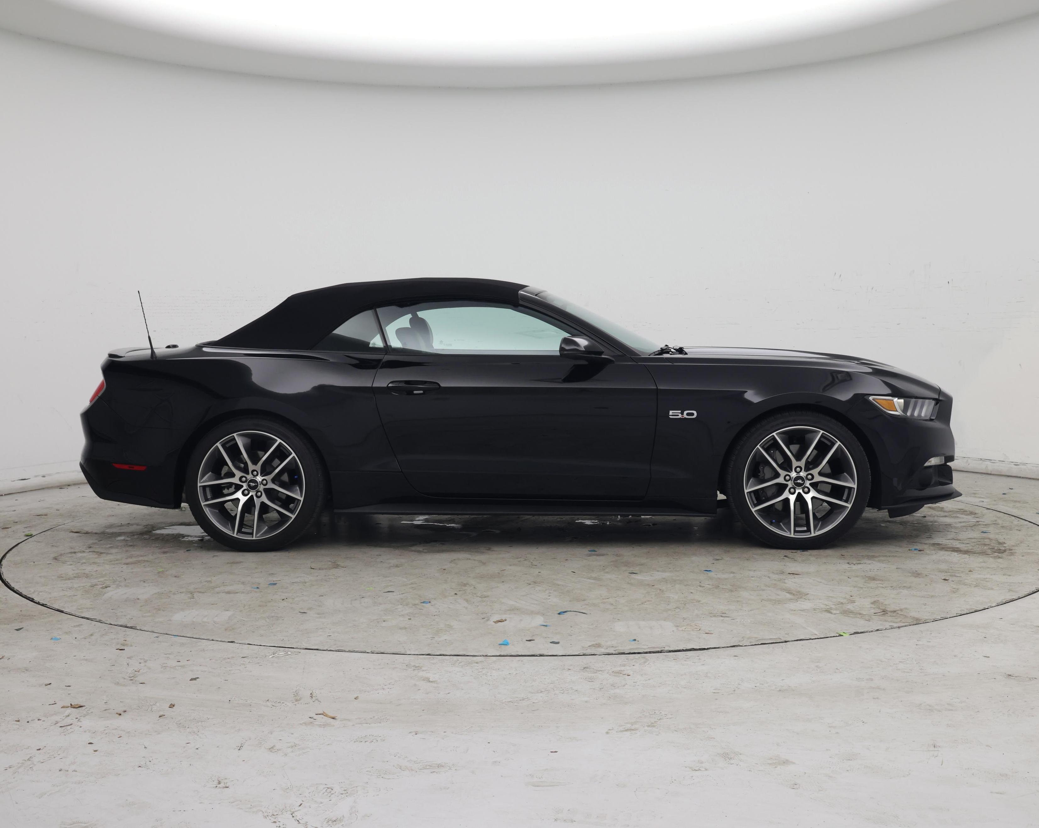 Thumbnail: 2017 Ford Mustang - 7