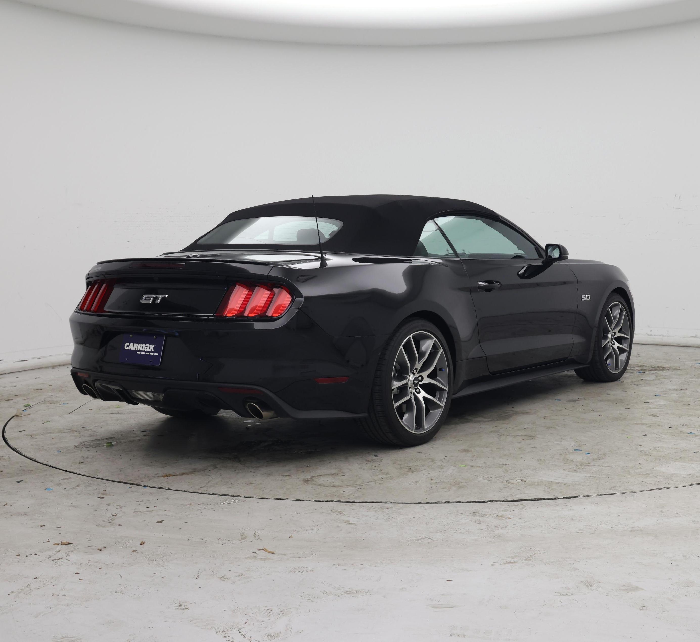 Thumbnail: 2017 Ford Mustang - 8