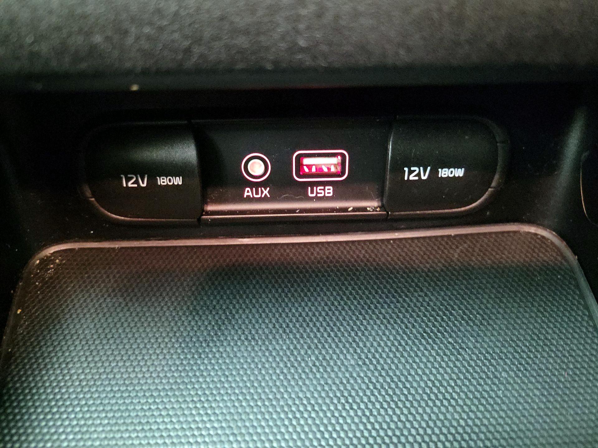 Thumbnail: 2021 Kia Forte - 17