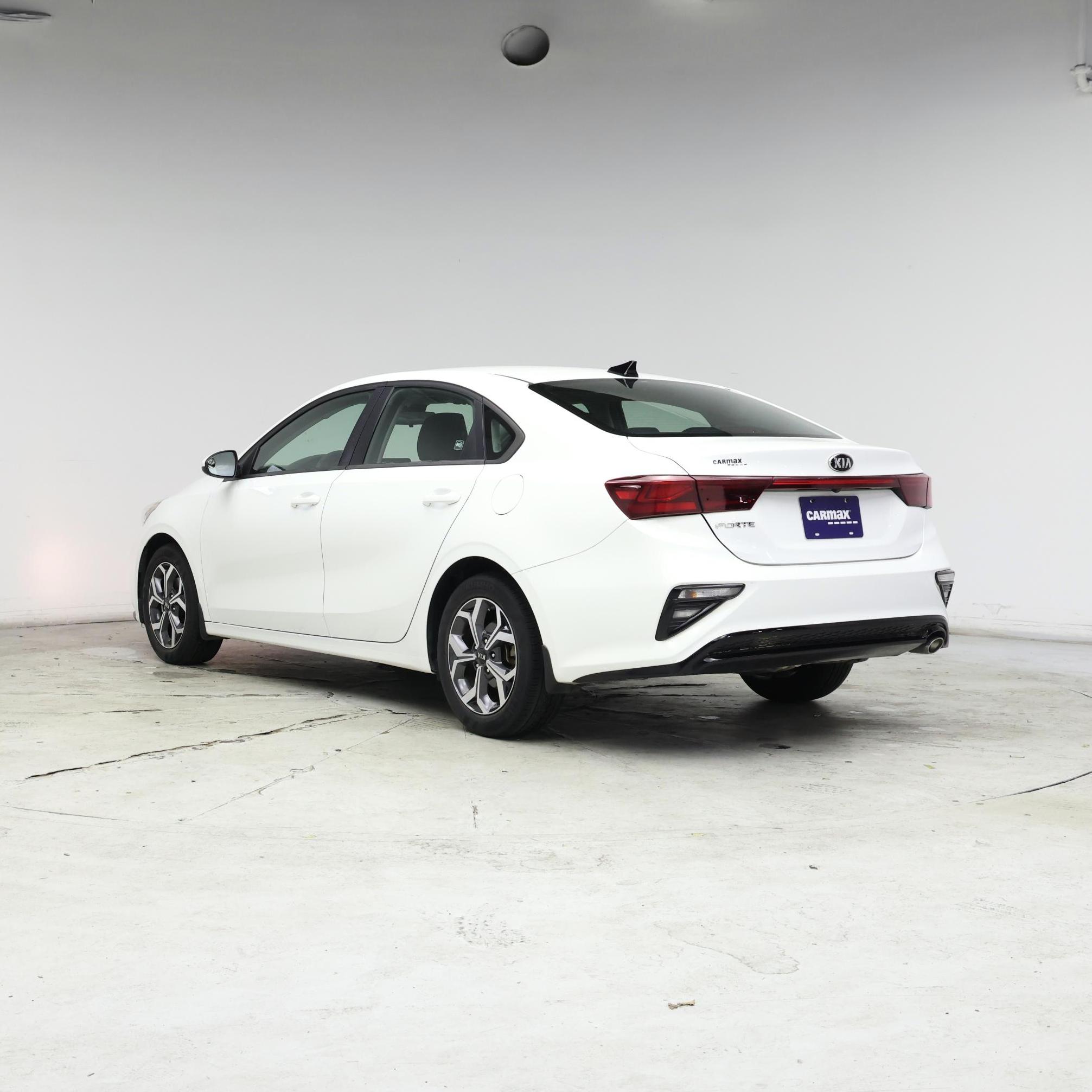 Thumbnail: 2021 Kia Forte - 2