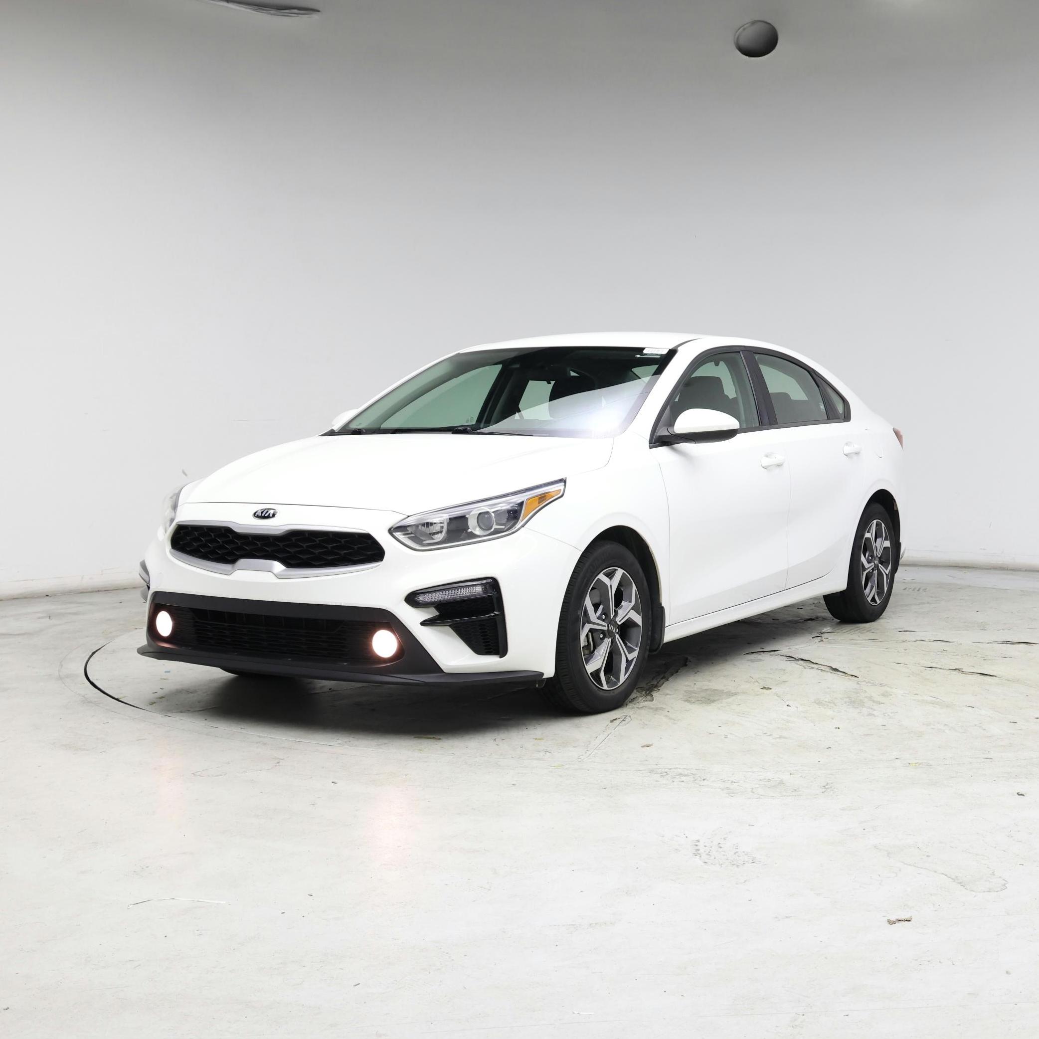 Thumbnail: 2021 Kia Forte - 4