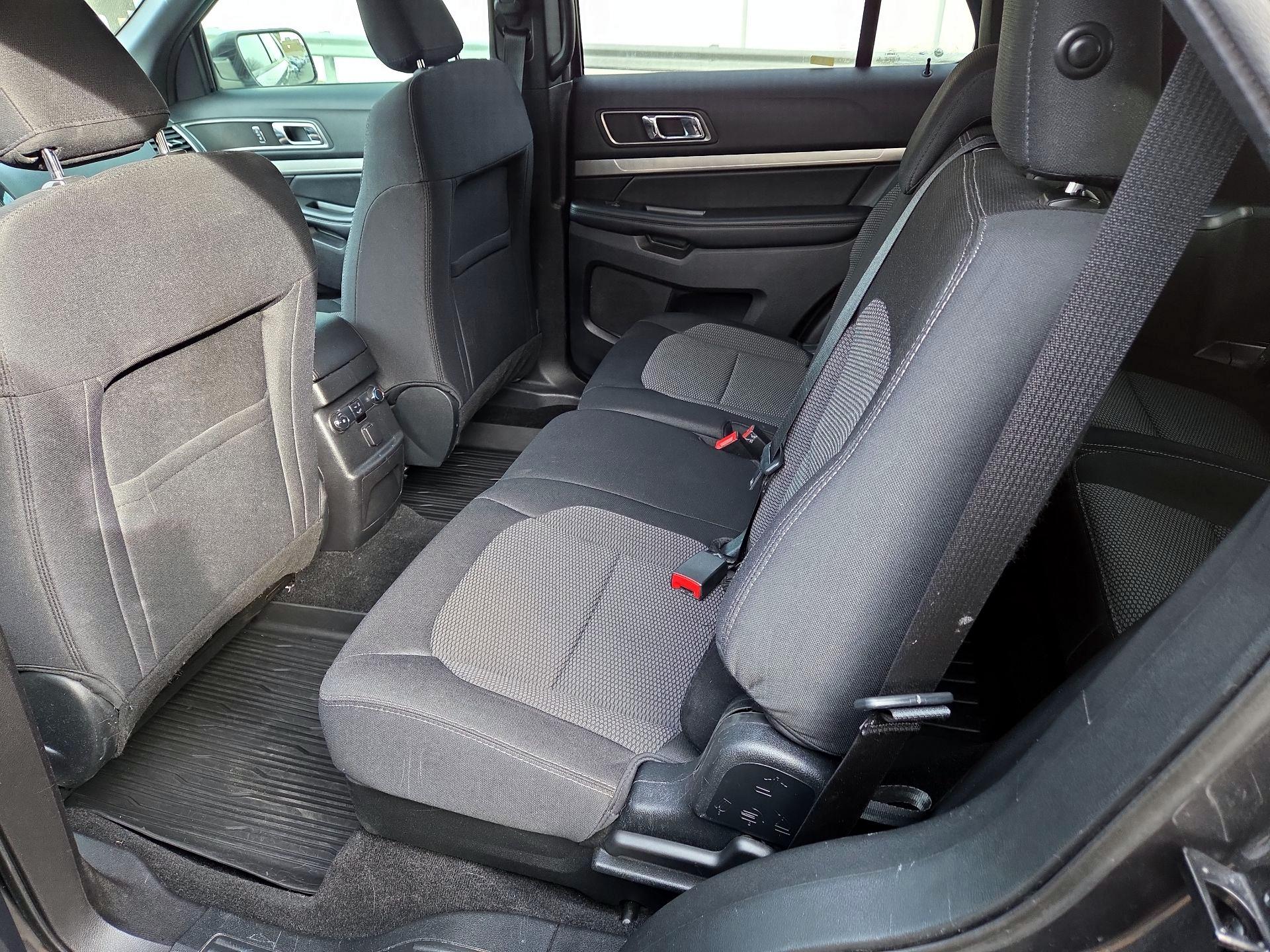 Thumbnail: 2019 Ford Explorer - 17