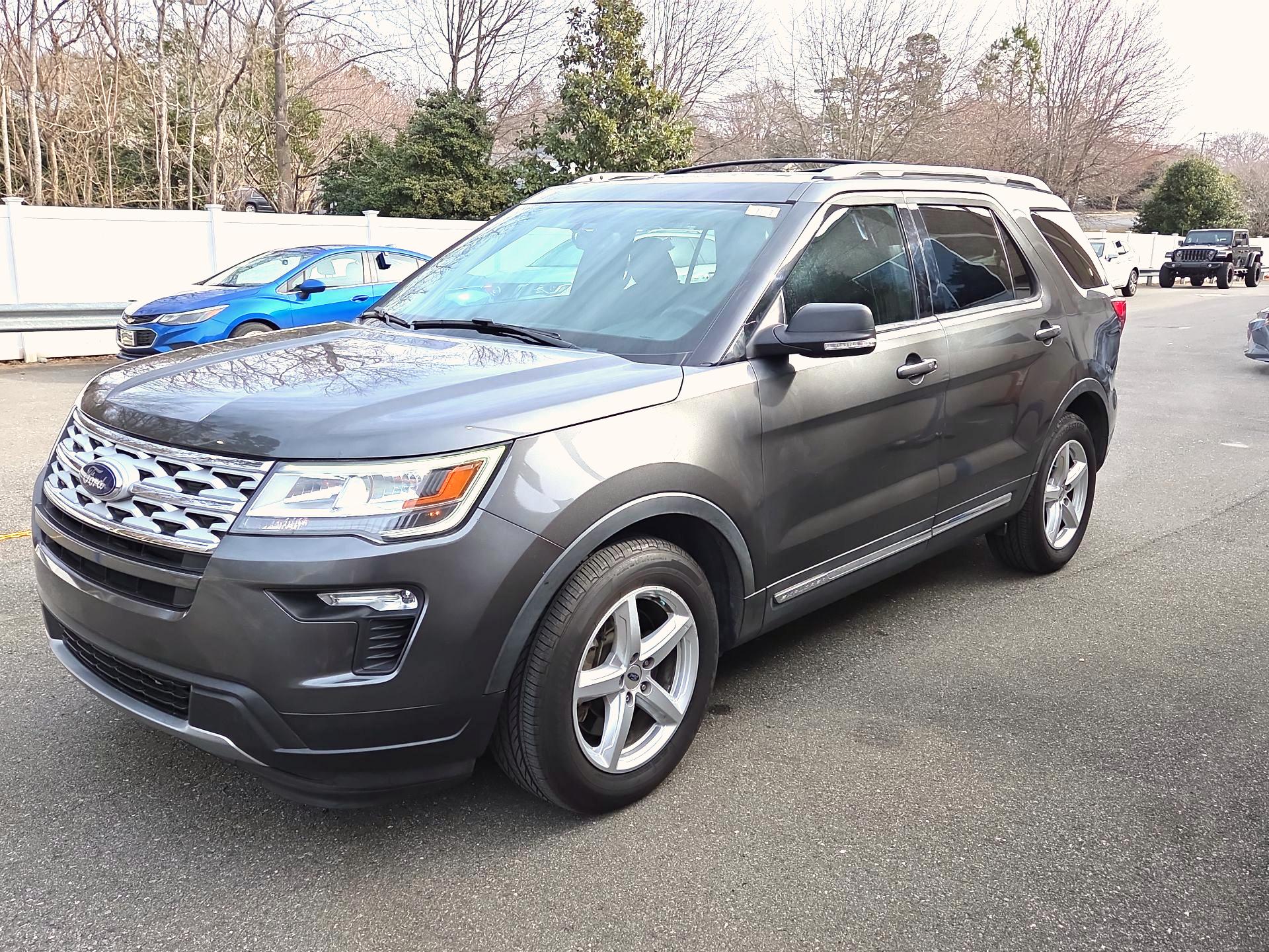 Thumbnail: 2019 Ford Explorer - 3