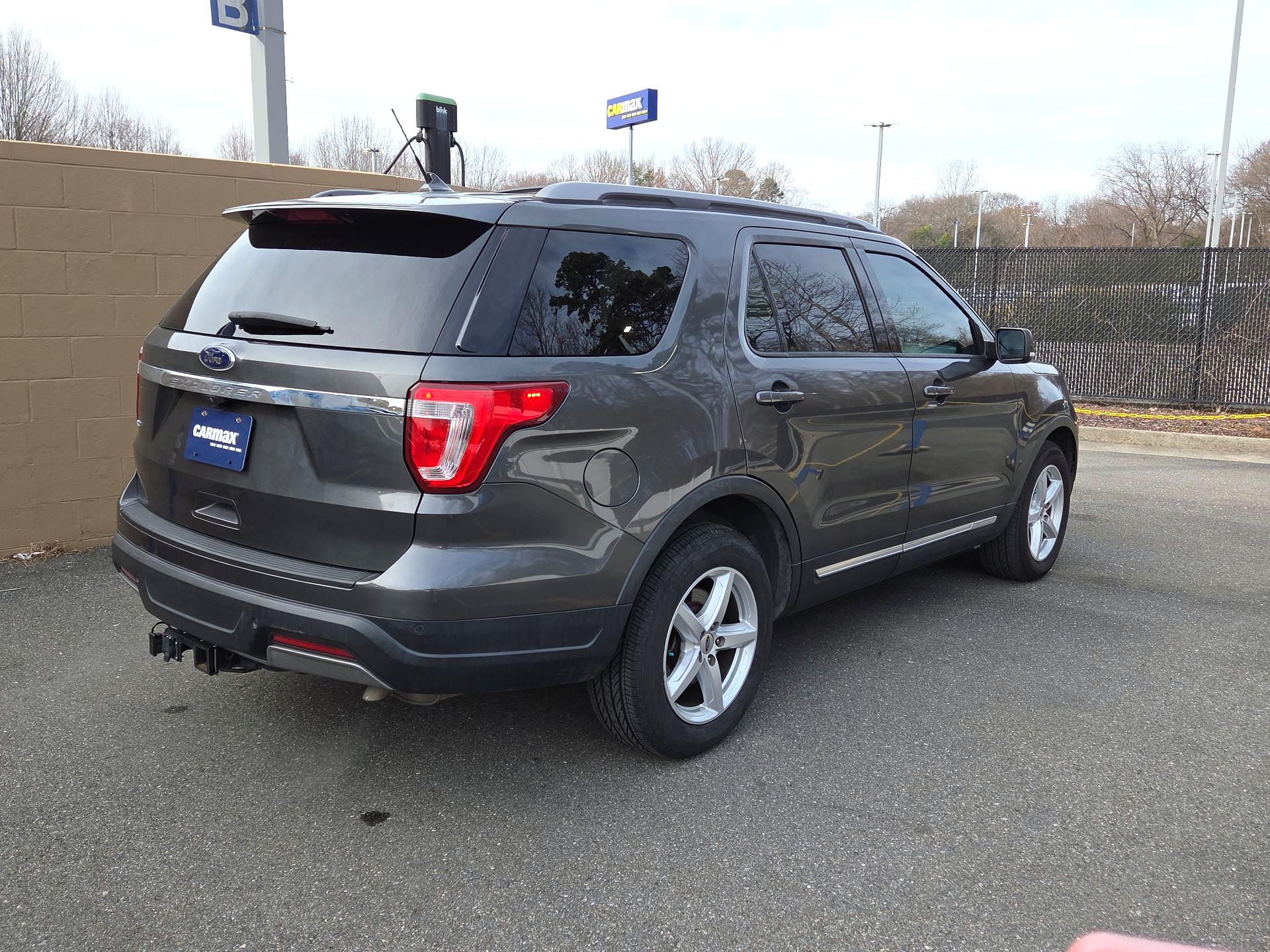 Thumbnail: 2019 Ford Explorer - 5
