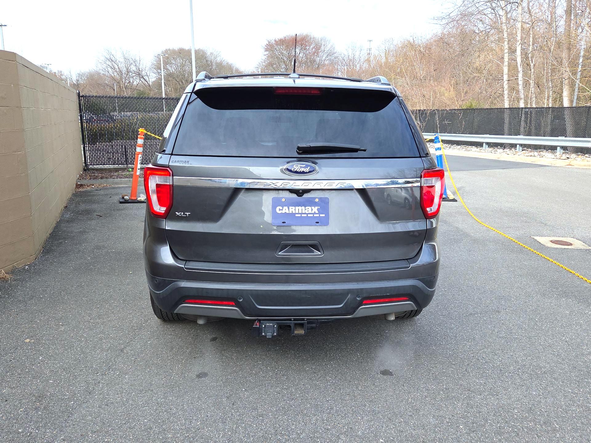 Thumbnail: 2019 Ford Explorer - 6