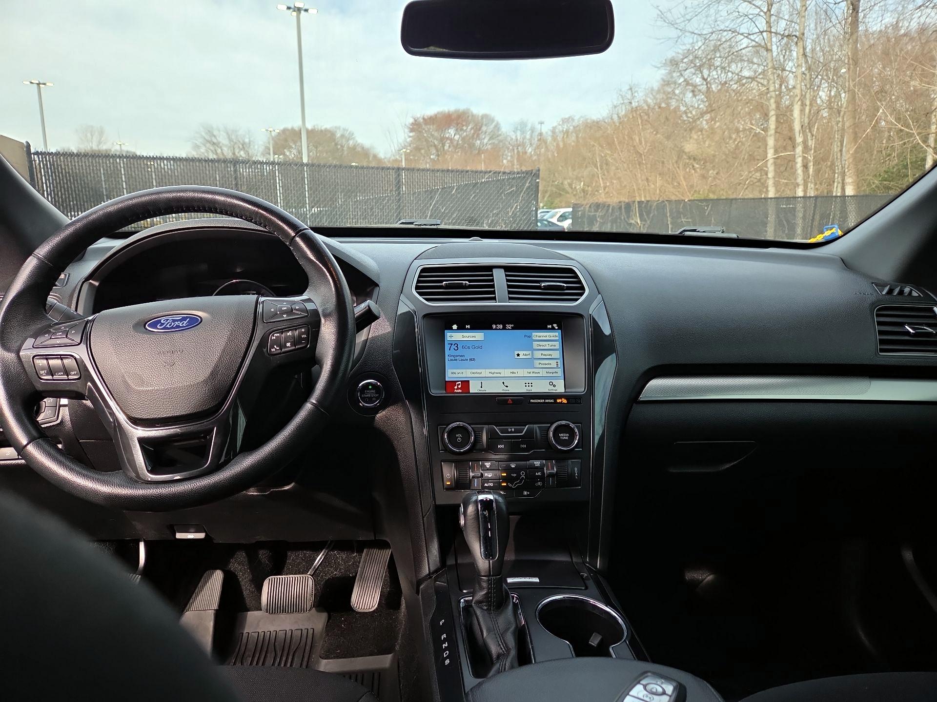 Thumbnail: 2019 Ford Explorer - 8