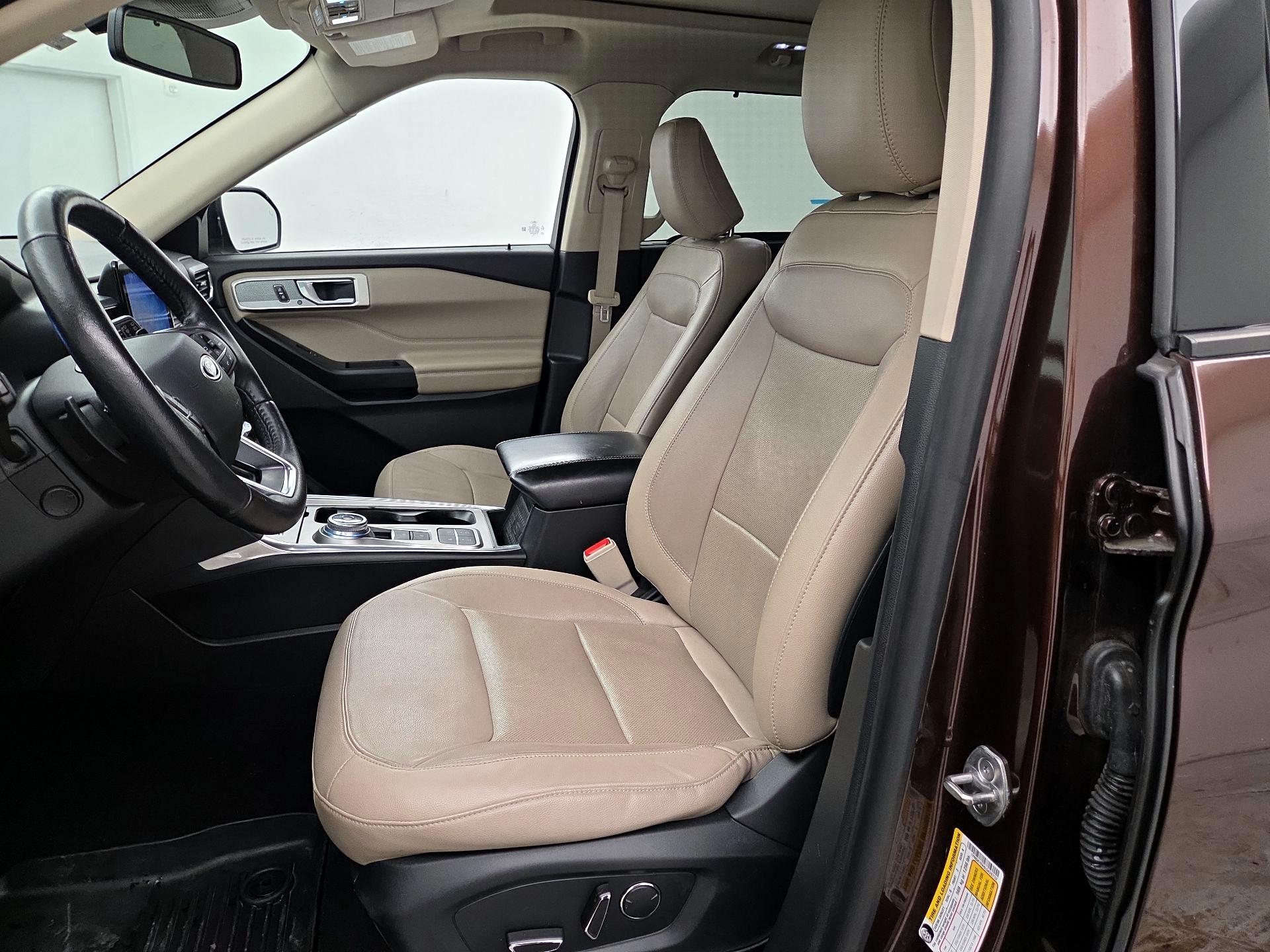 Thumbnail: 2020 Ford Explorer - 11