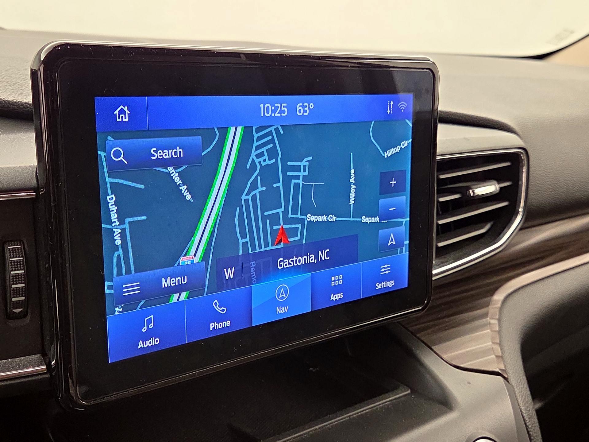 Thumbnail: 2020 Ford Explorer - 14