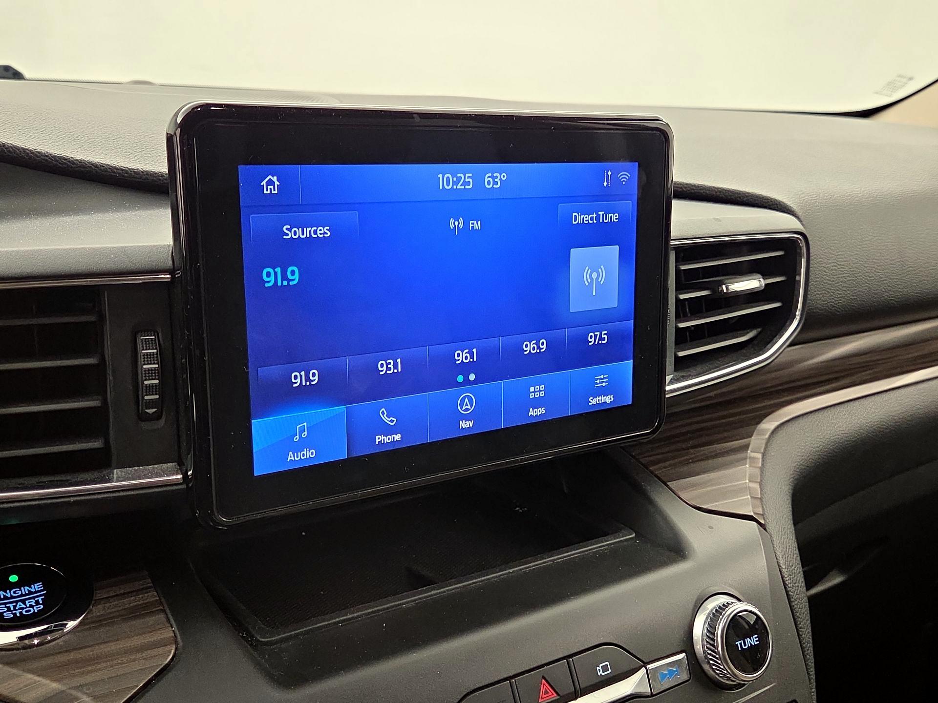 Thumbnail: 2020 Ford Explorer - 16