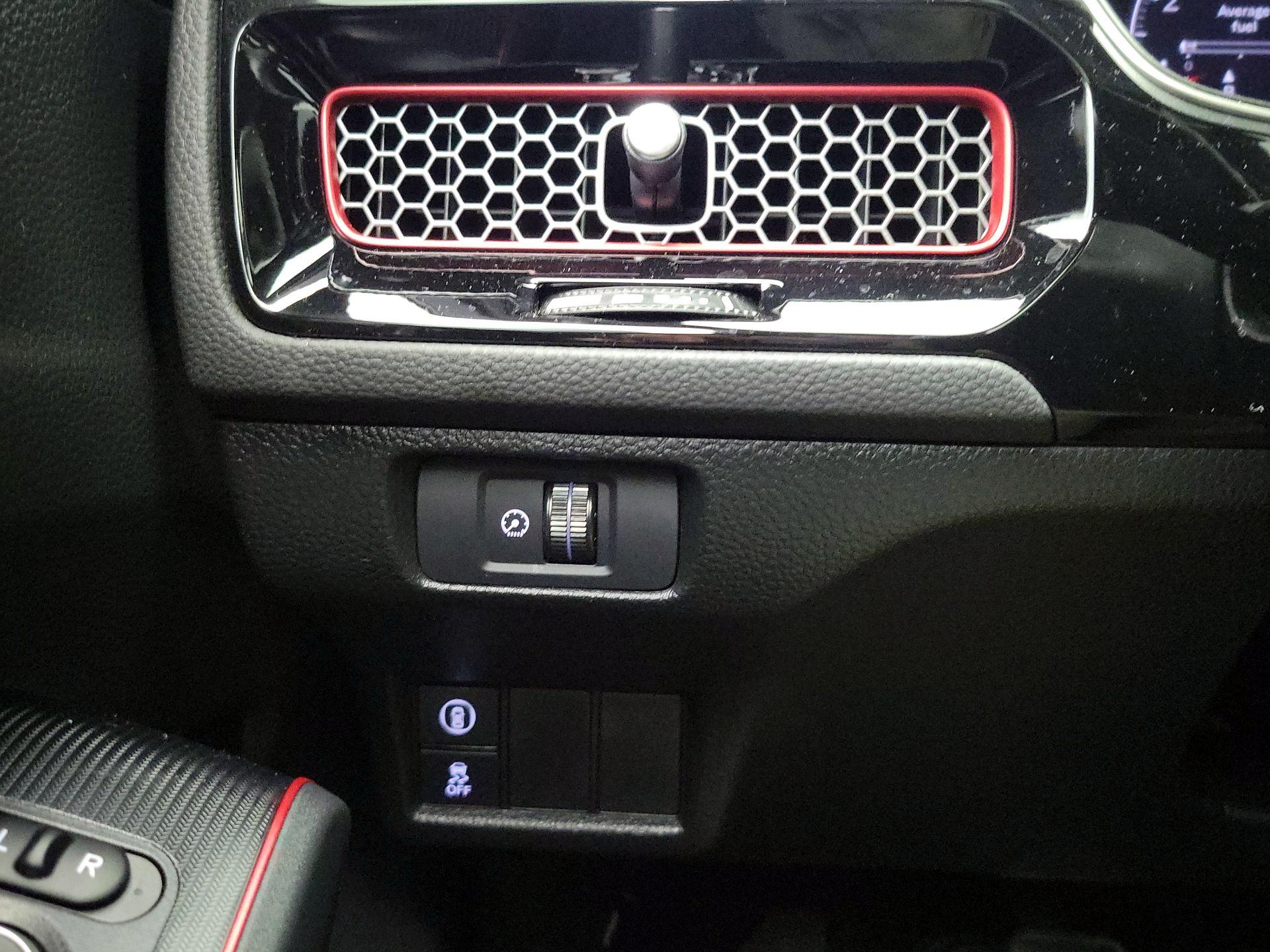 Thumbnail: 2024 Honda Civic - 13