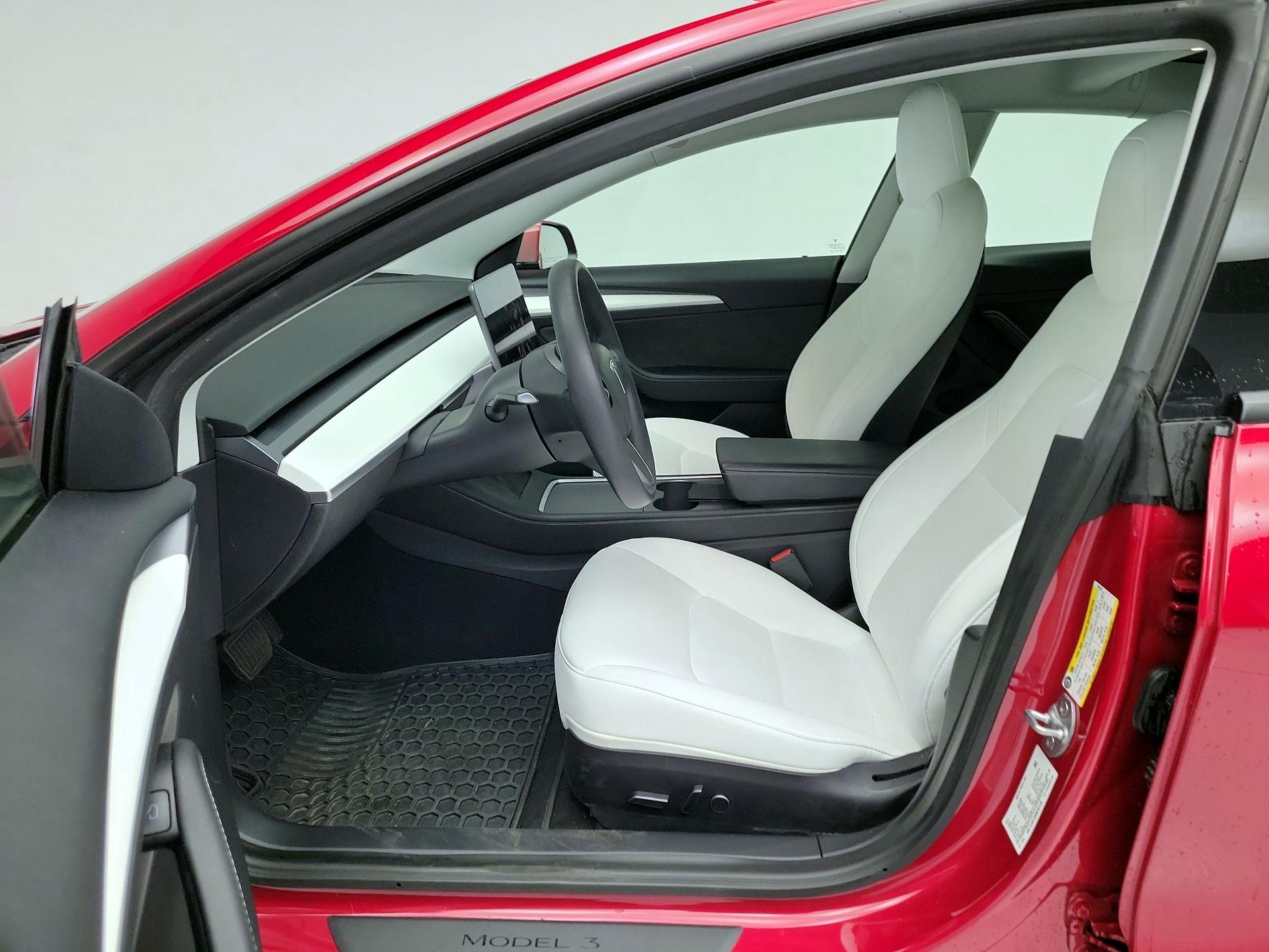 Thumbnail: 2021 Tesla Model 3 - 11