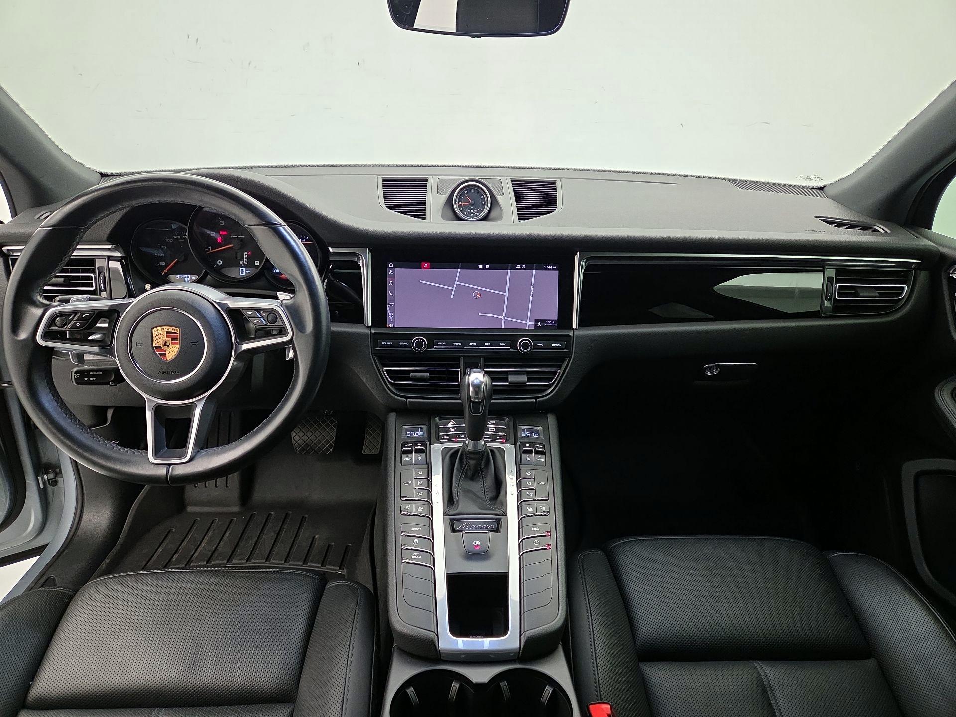 Thumbnail: 2019 Porsche Macan - 9