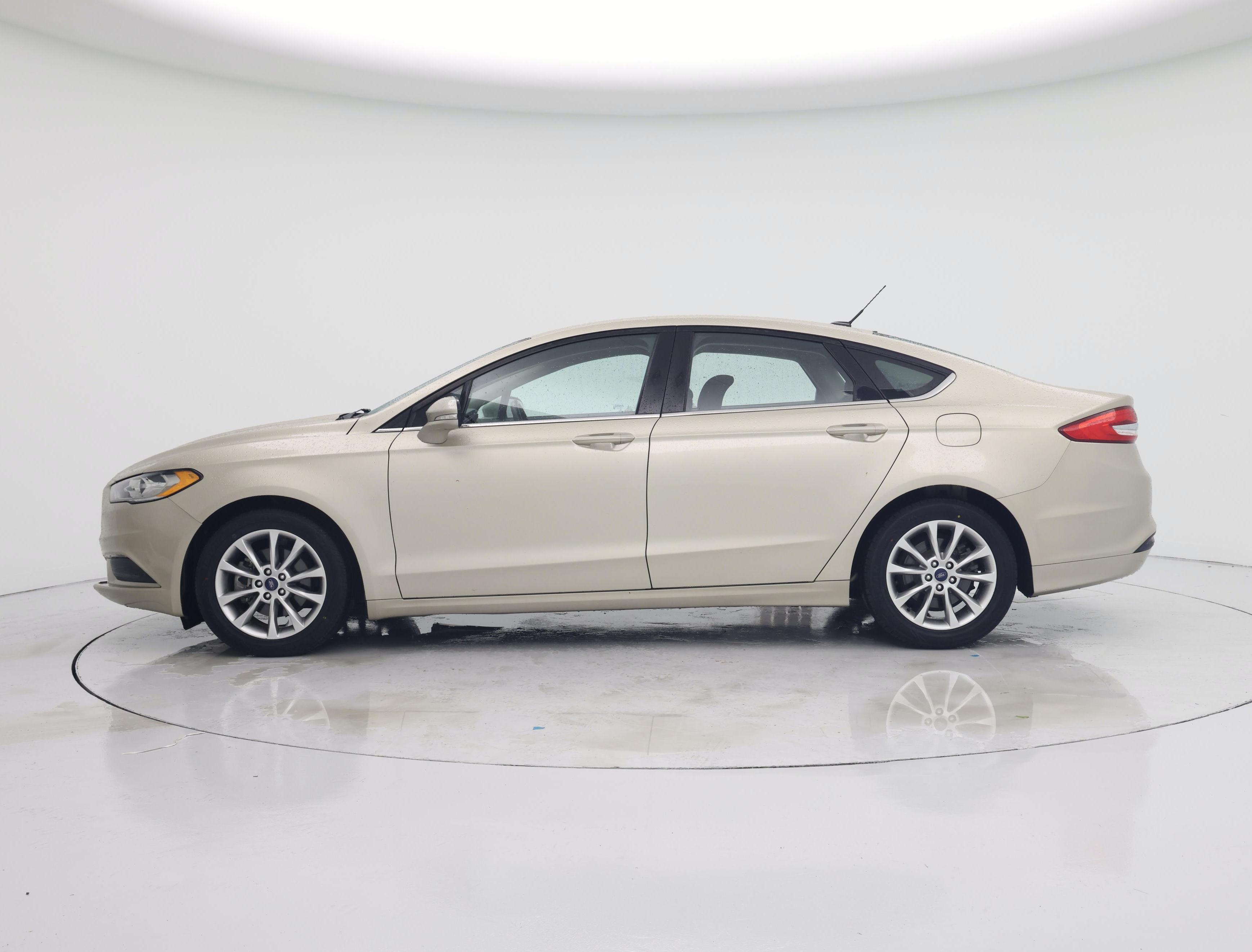 Thumbnail: 2017 Ford Fusion - 3
