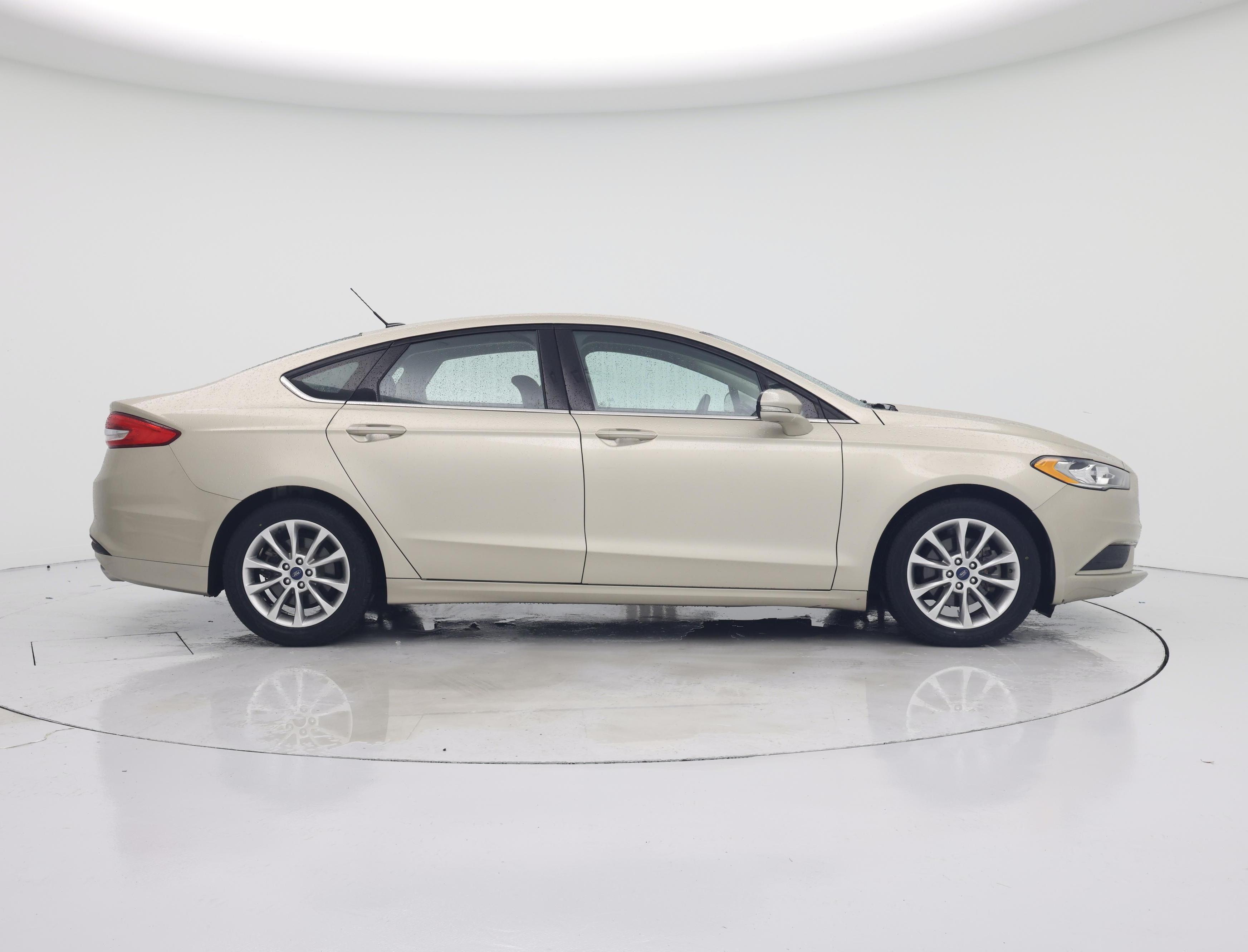 Thumbnail: 2017 Ford Fusion - 7