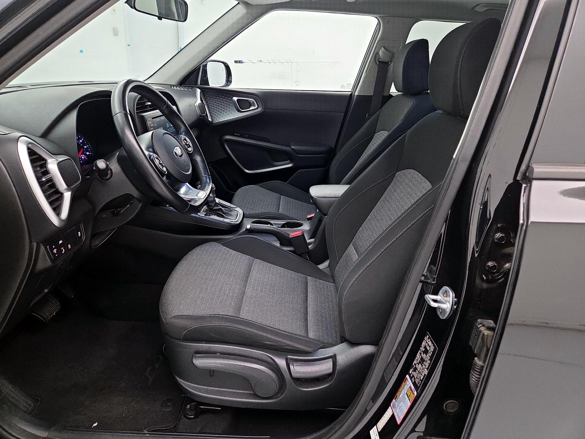 Thumbnail: 2020 Kia Soul - 11