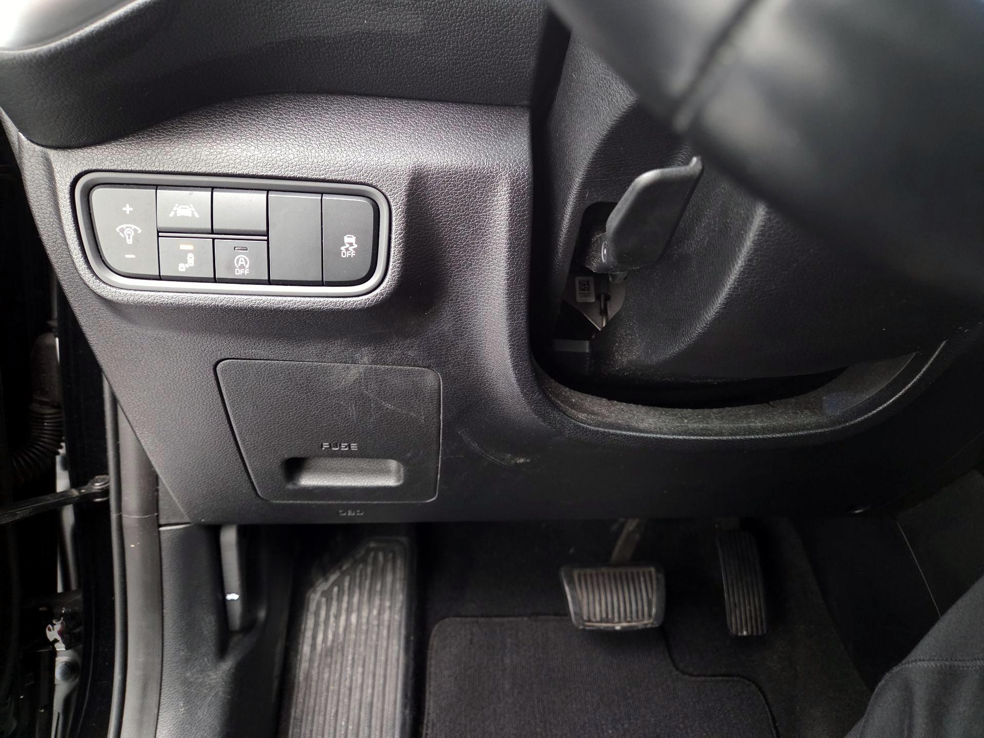 Thumbnail: 2020 Kia Soul - 13