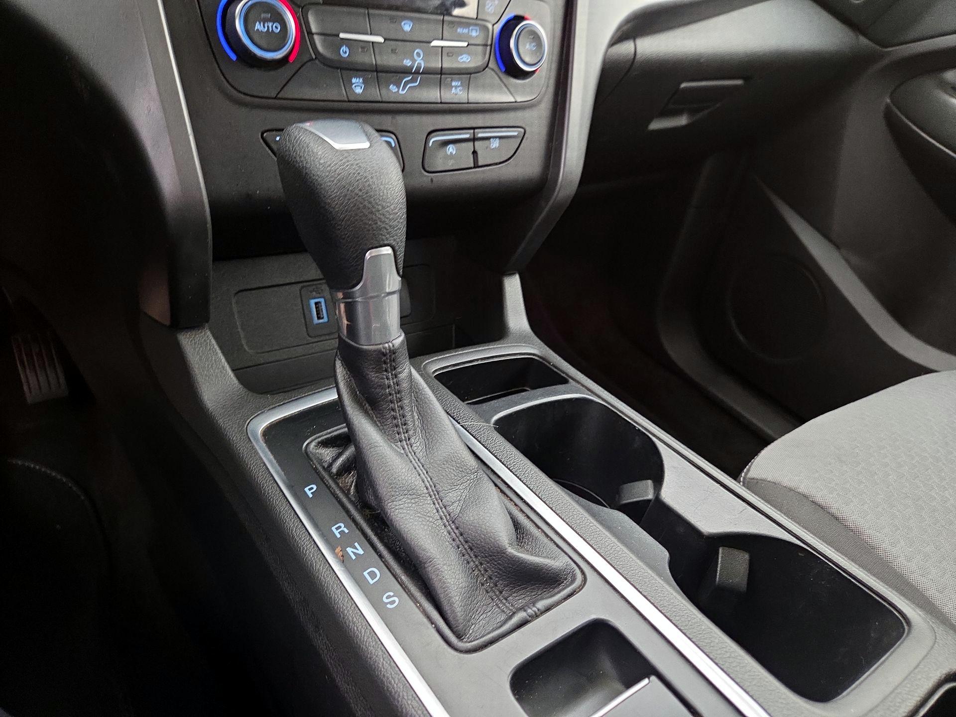 Thumbnail: 2017 Ford Escape - 17