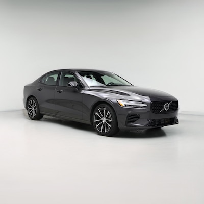 2023 Volvo S60 Recharge PHEV T8 Plus Dark Theme