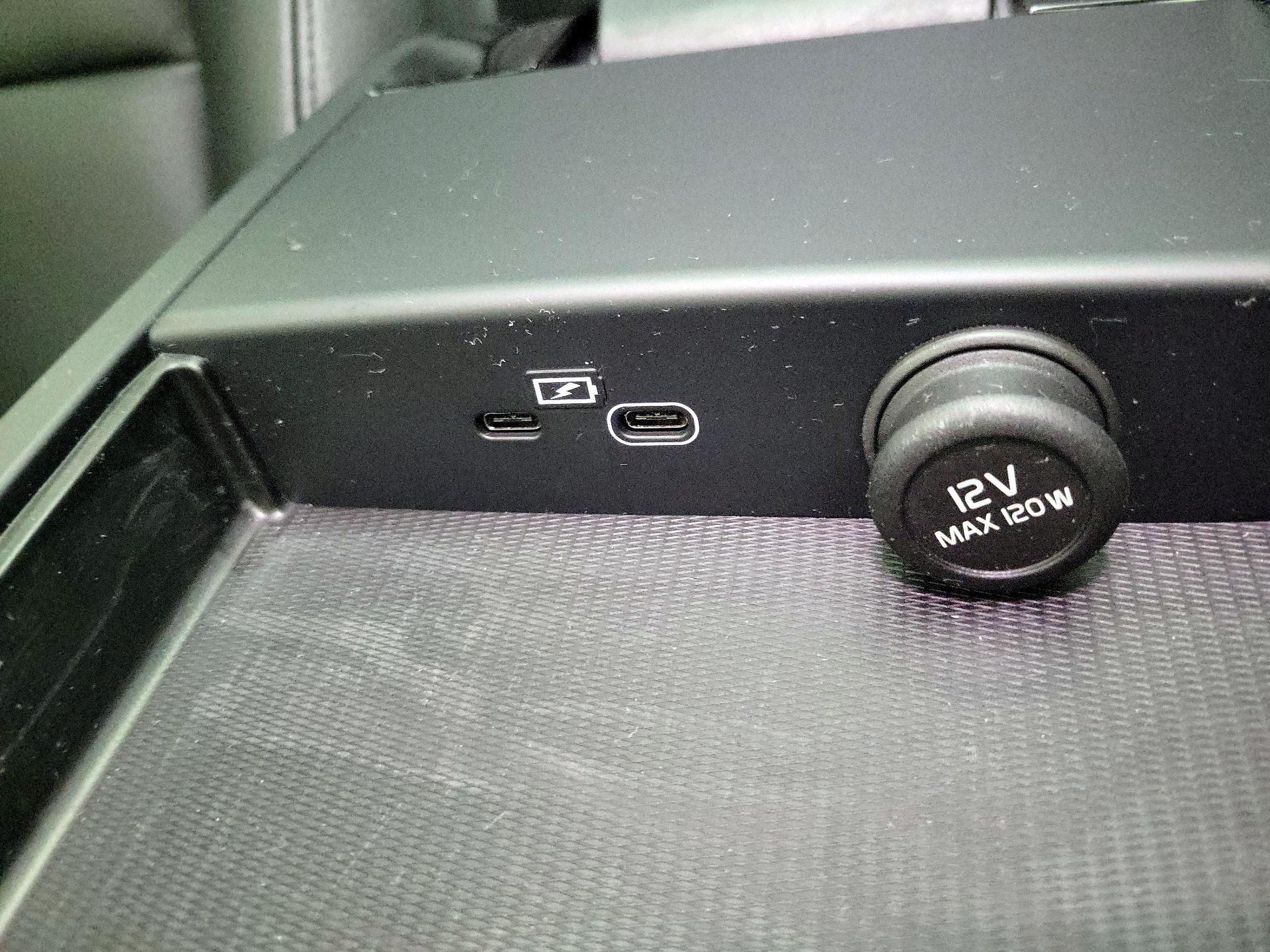 Thumbnail: 2023 Volvo S60 - 19