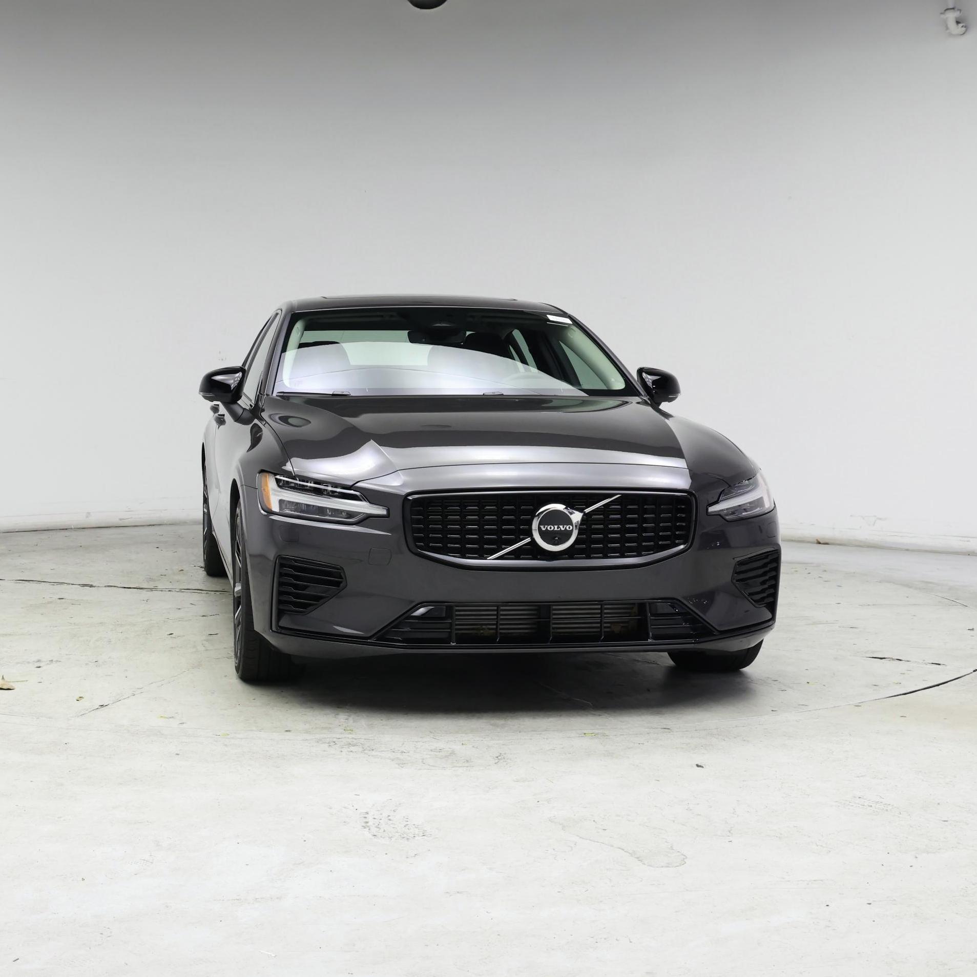 Thumbnail: 2023 Volvo S60 - 5
