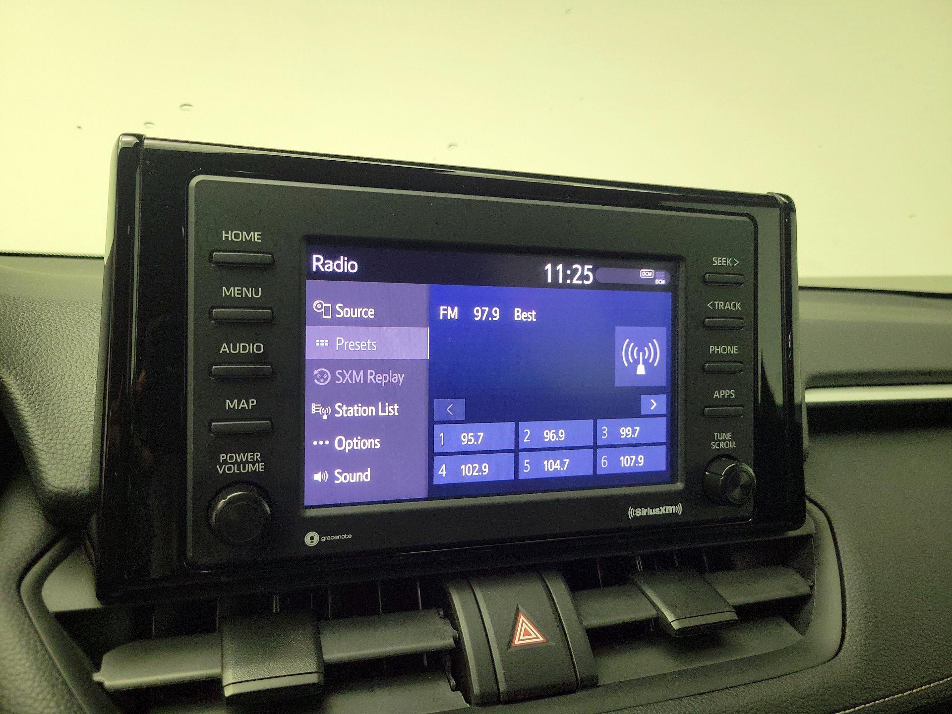 Thumbnail: 2021 Toyota RAV4 - 12