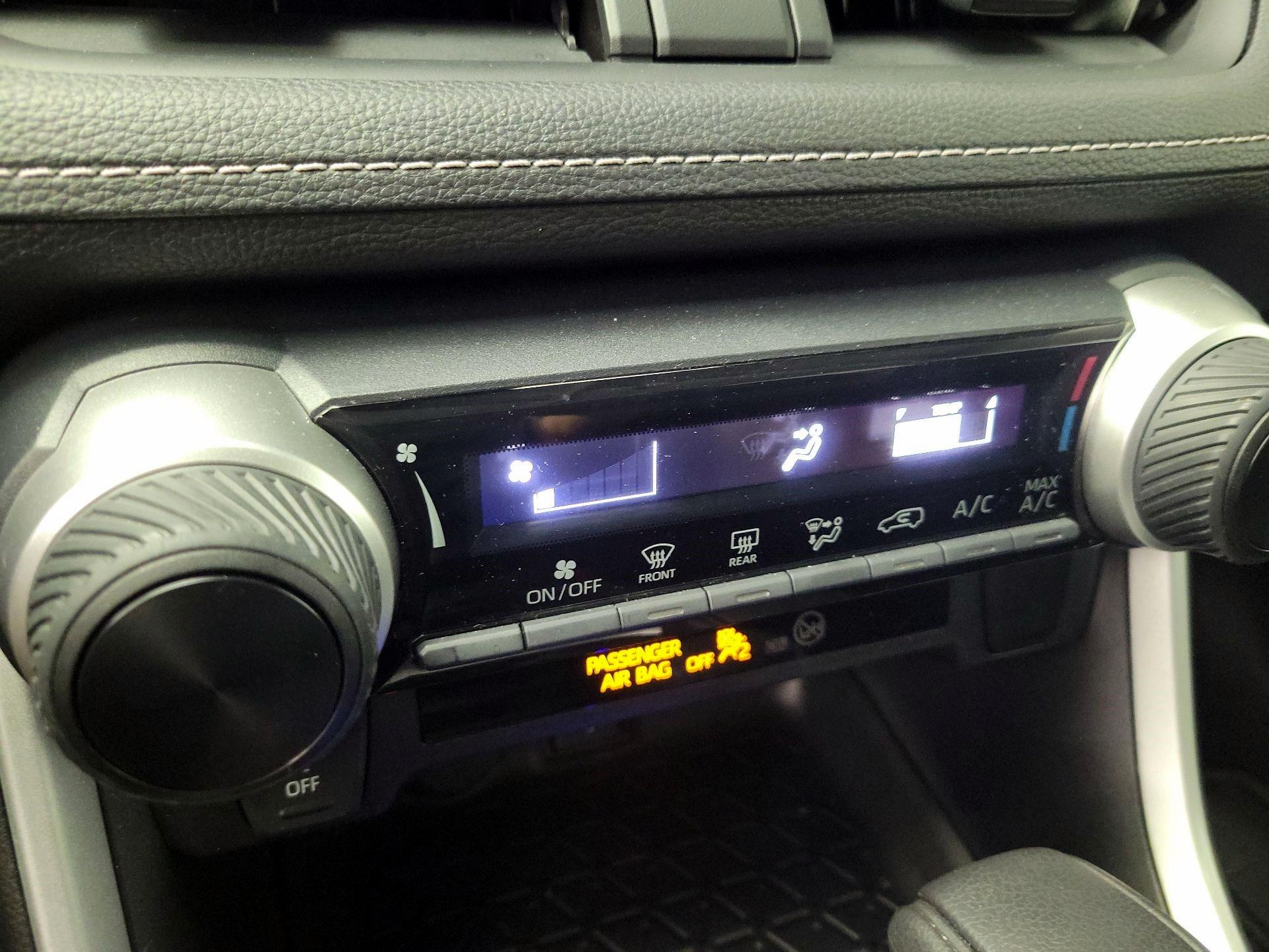 Thumbnail: 2021 Toyota RAV4 - 13