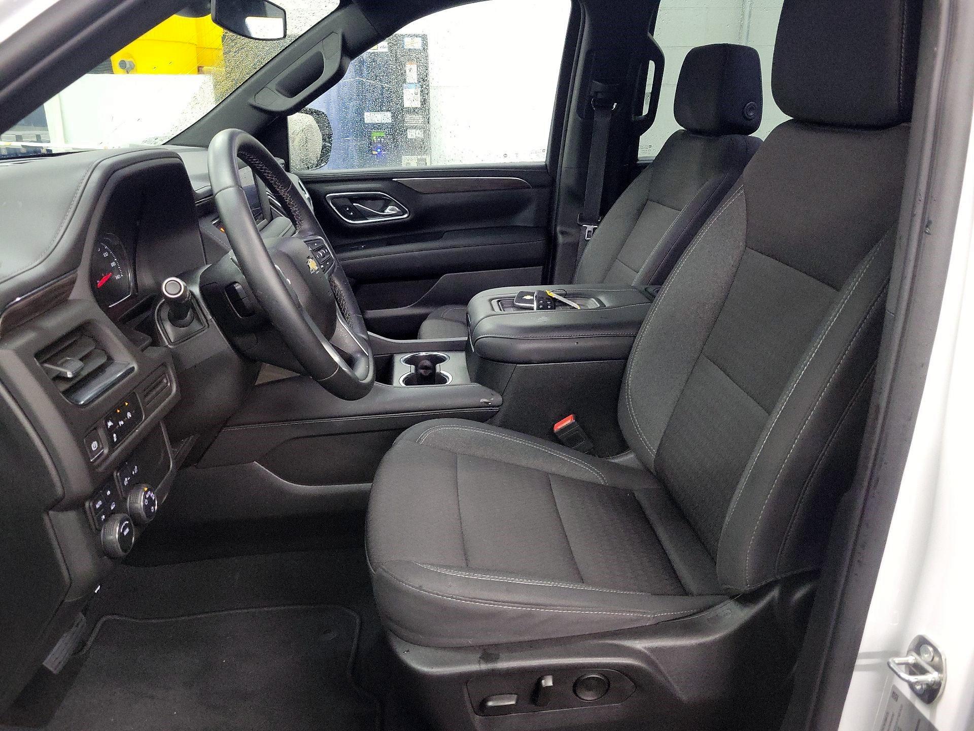 Thumbnail: 2023 Chevrolet Tahoe - 9