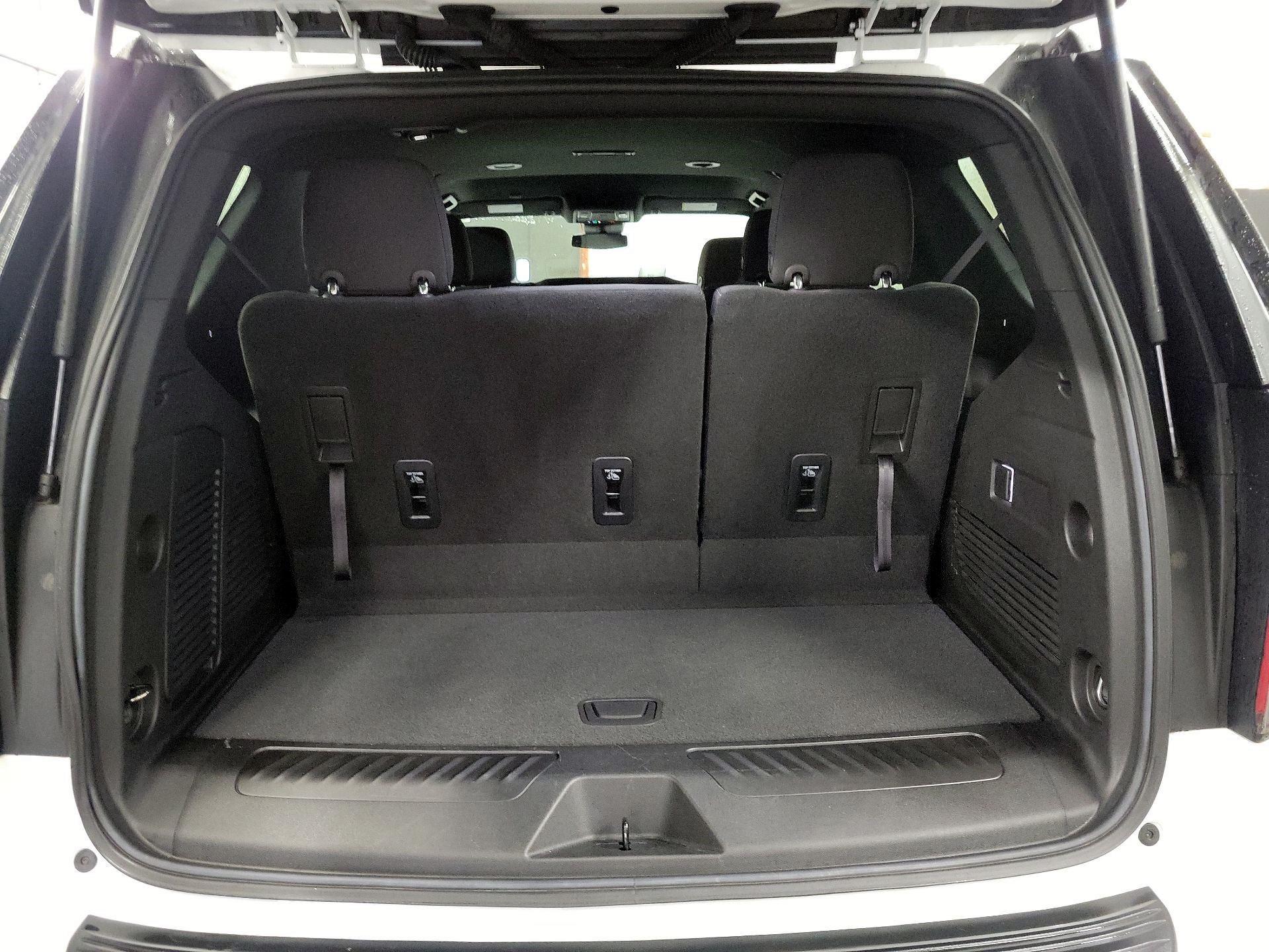 Thumbnail: 2023 Chevrolet Tahoe - 19