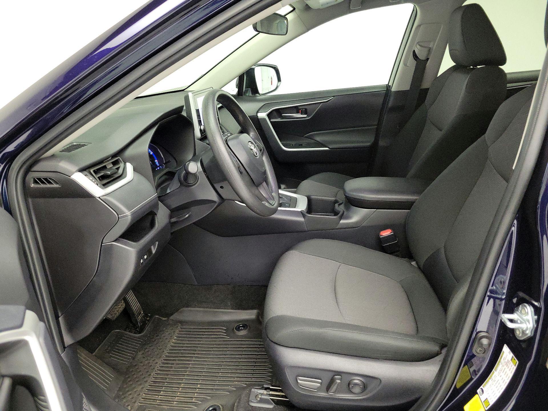 Thumbnail: 2024 Toyota RAV4 - 11