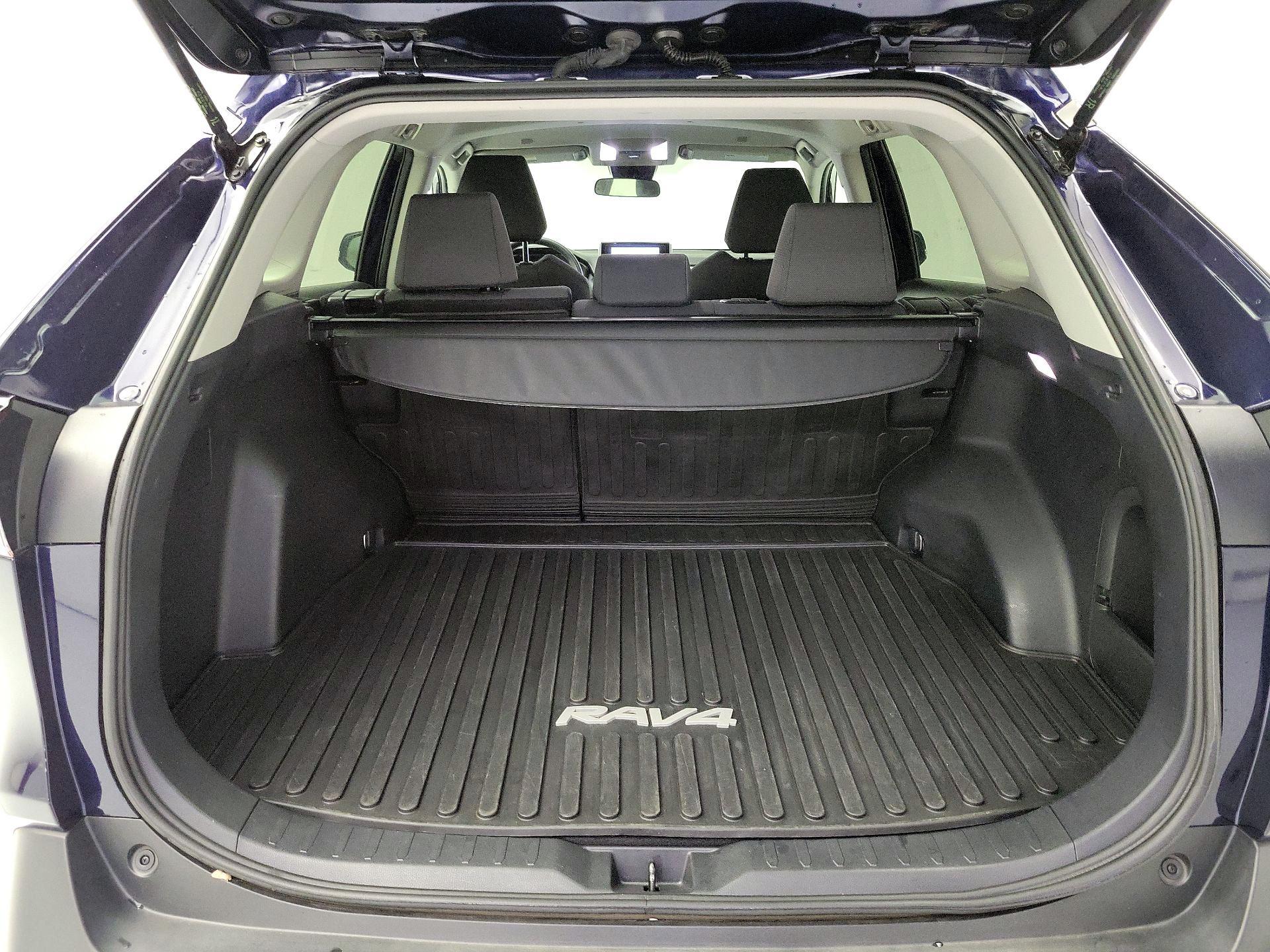 Thumbnail: 2024 Toyota RAV4 - 19