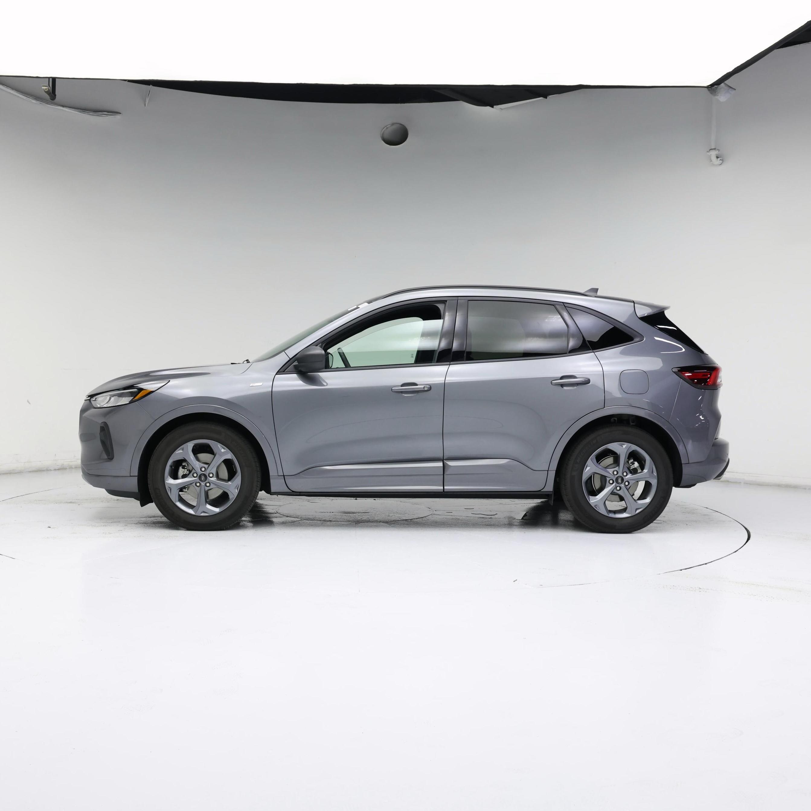 Thumbnail: 2024 Ford Escape - 3