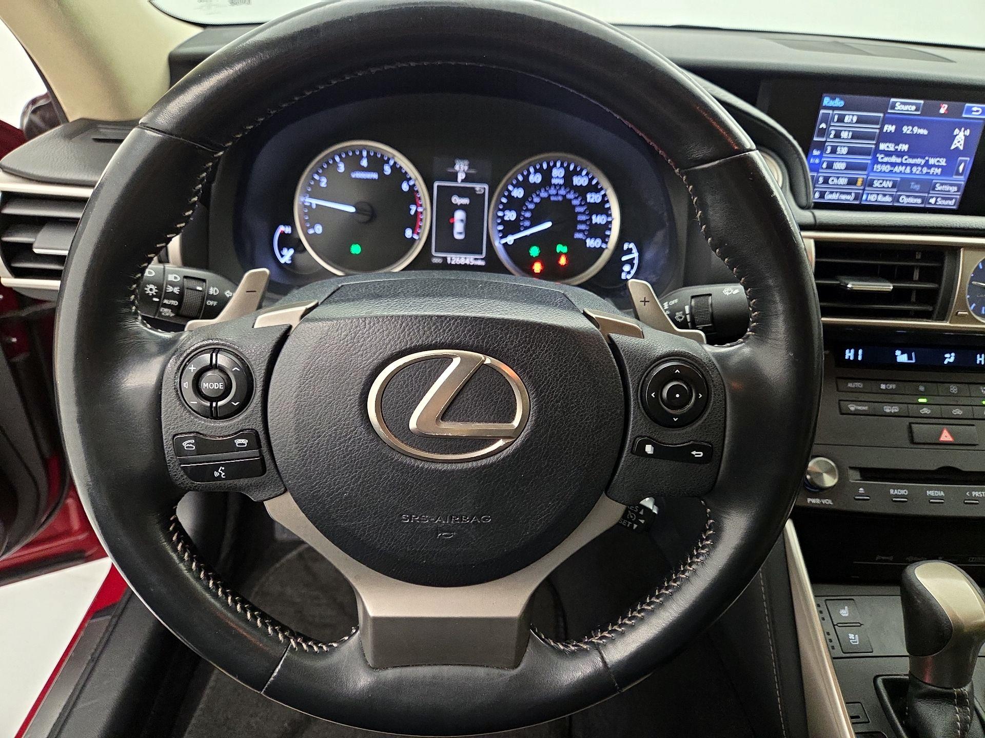 Thumbnail: 2015 Lexus IS - 10
