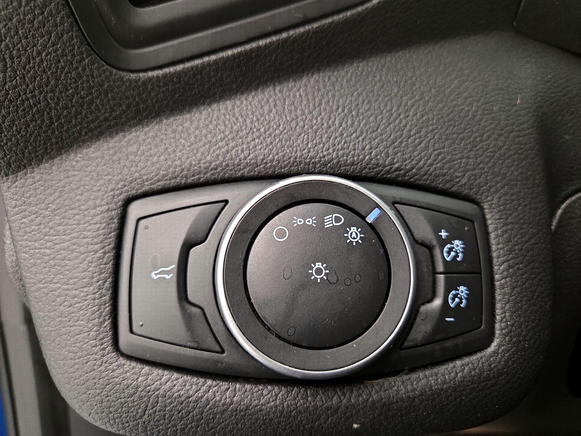 Thumbnail: 2018 Ford Escape - 13