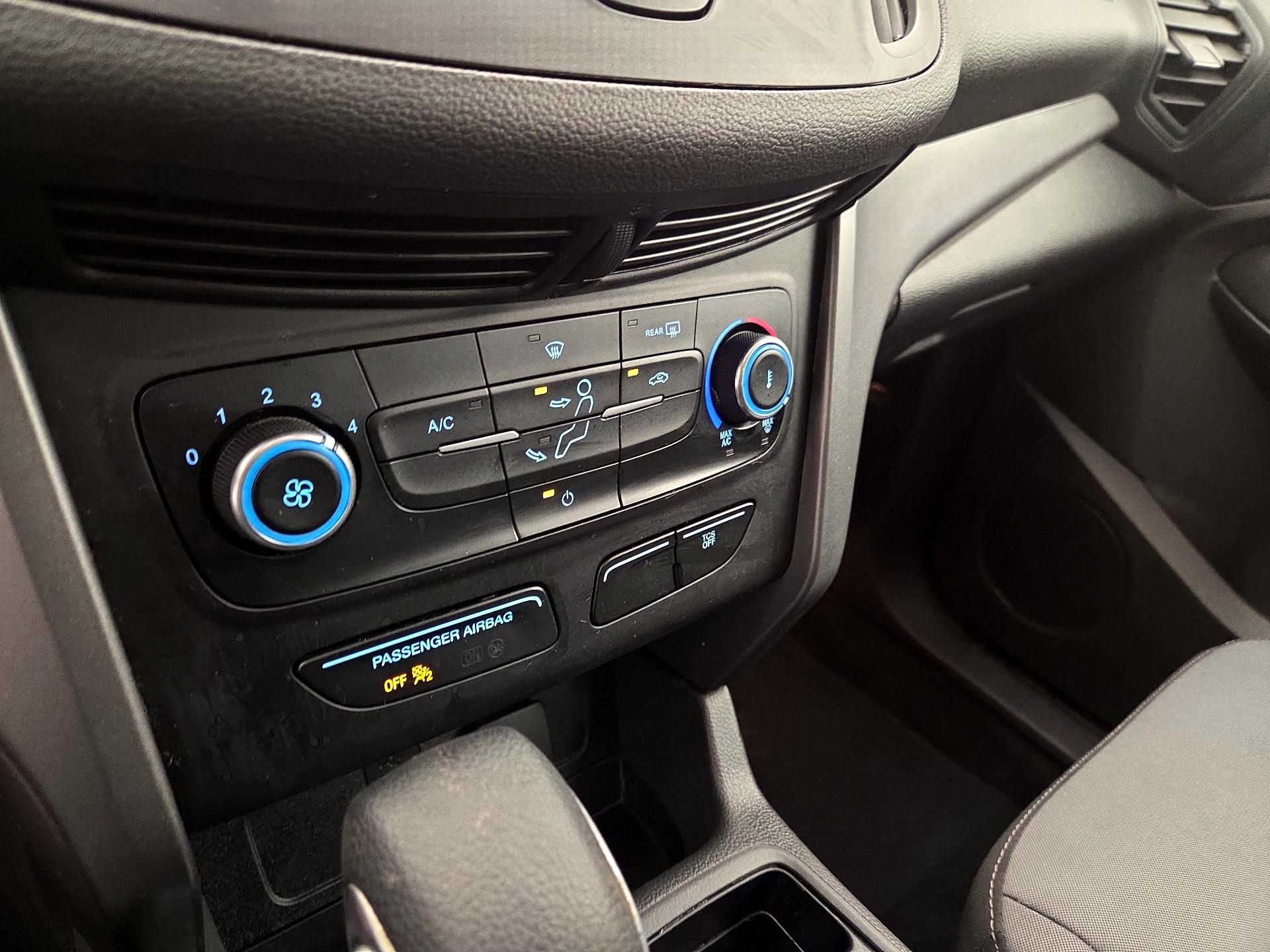 Thumbnail: 2018 Ford Escape - 16