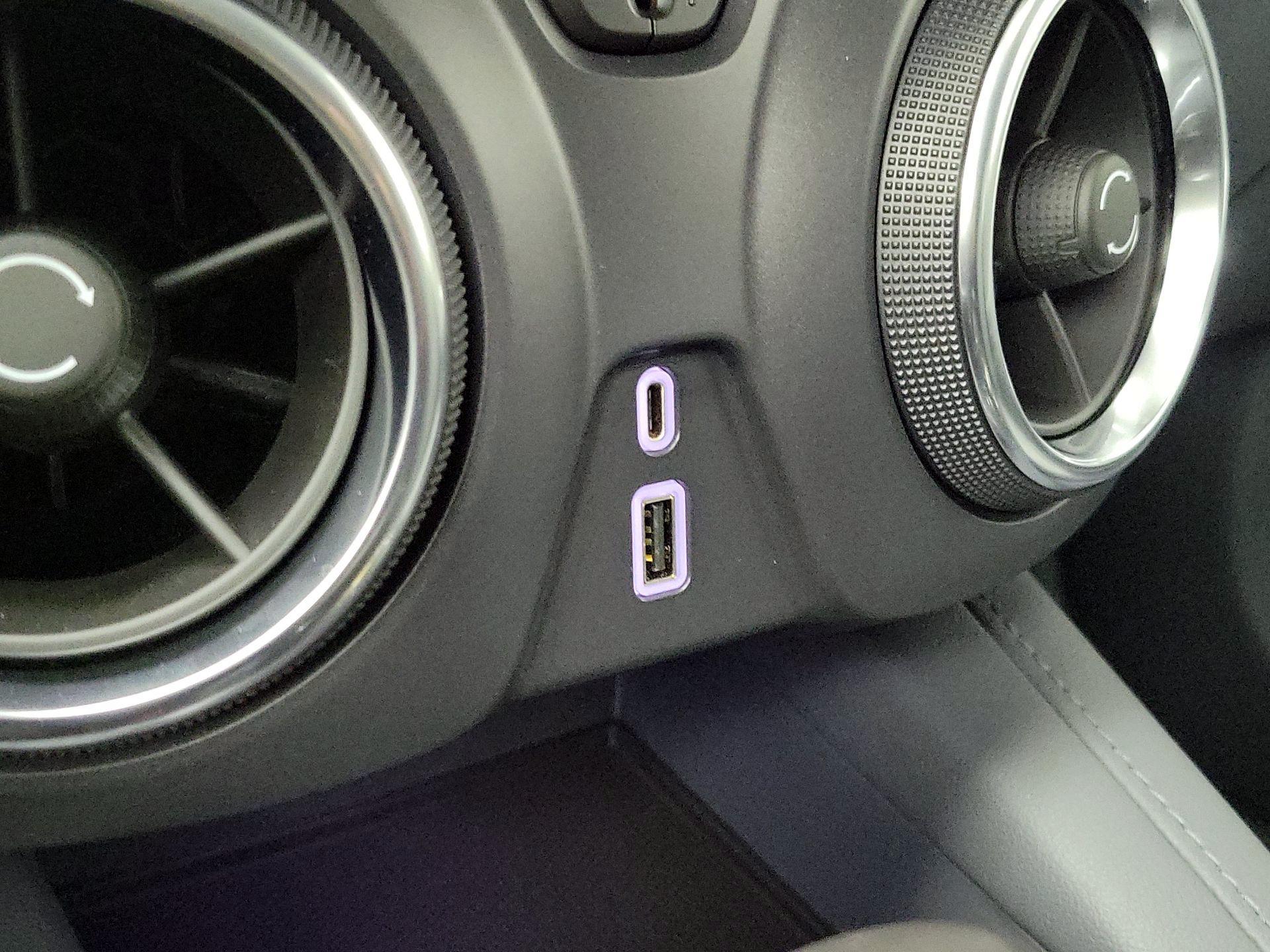 Thumbnail: 2021 Chevrolet Blazer - 18