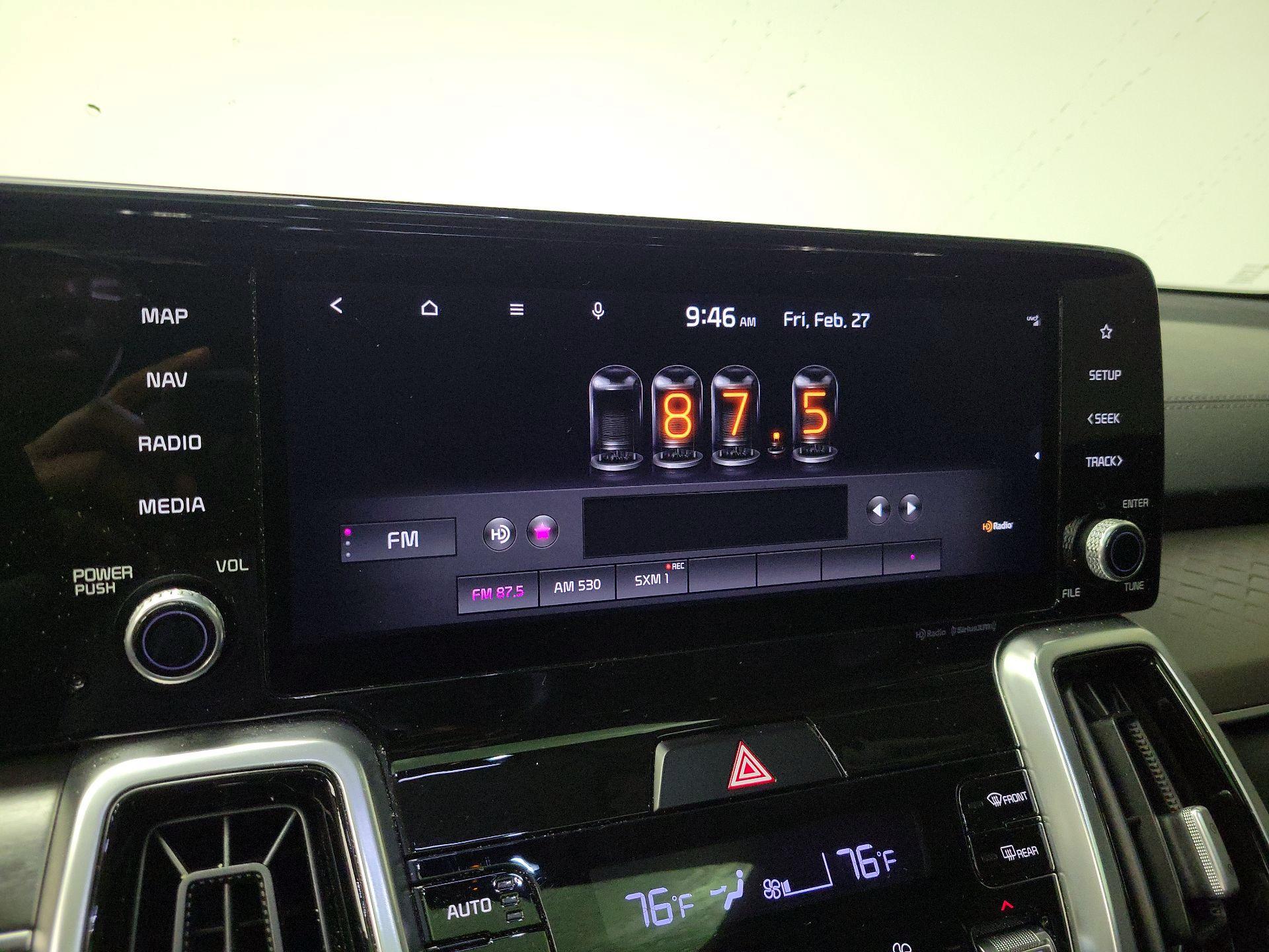 Thumbnail: 2021 Kia Sorento - 16