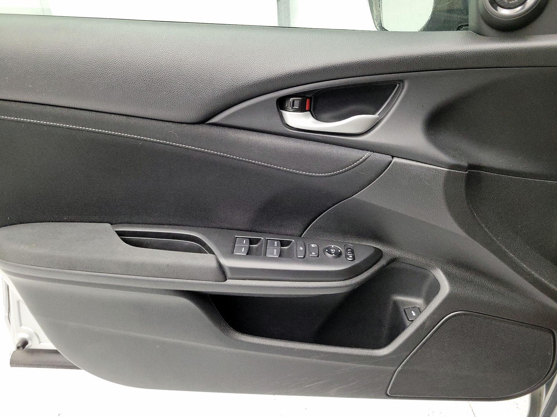 Thumbnail: 2022 Honda Insight - 12