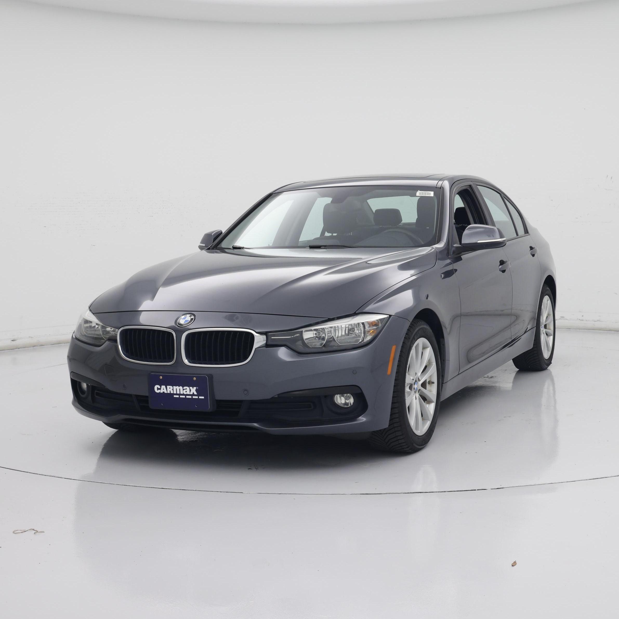 Thumbnail: 2017 BMW 3 Series - 4