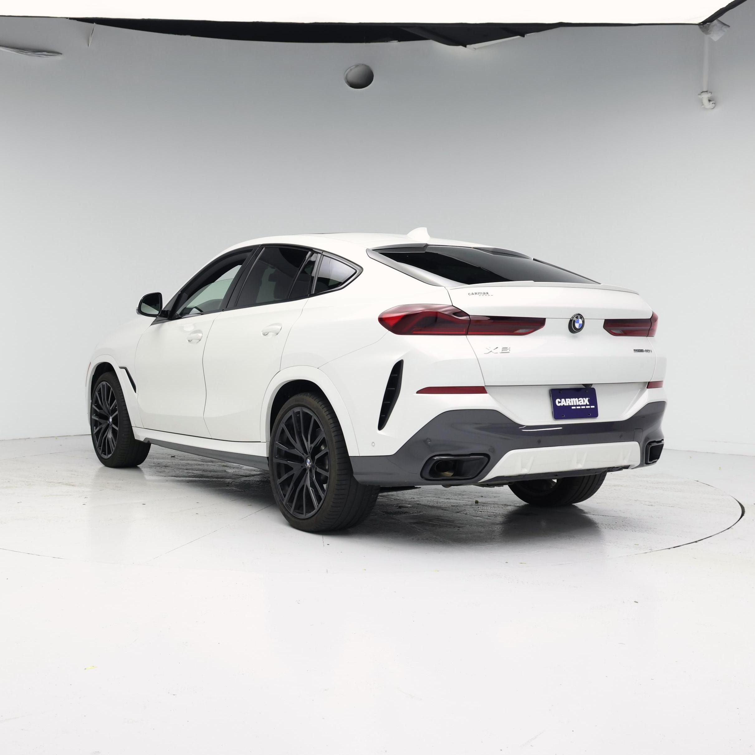 Thumbnail: 2021 BMW X6 - 2