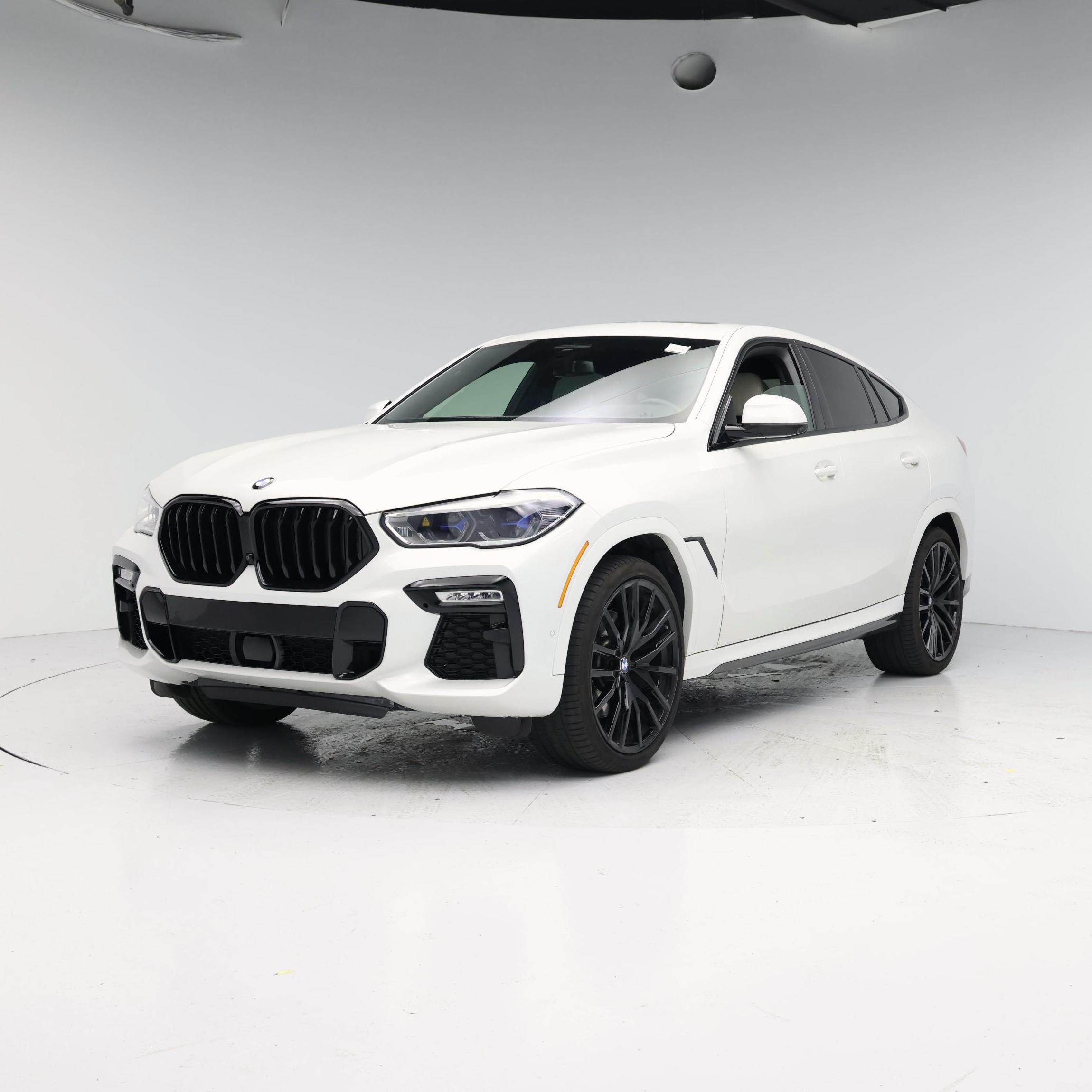 Thumbnail: 2021 BMW X6 - 4