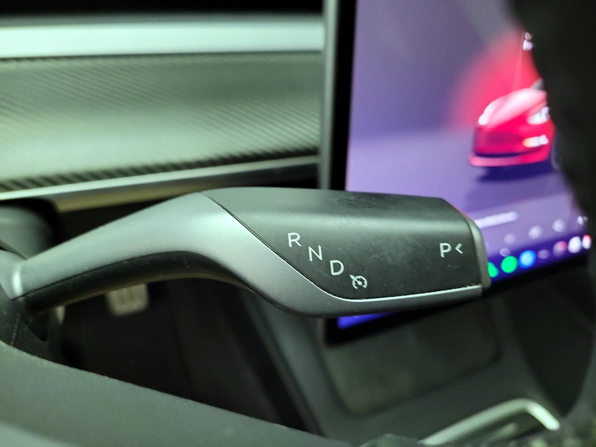 Thumbnail: 2022 Tesla Model 3 - 17