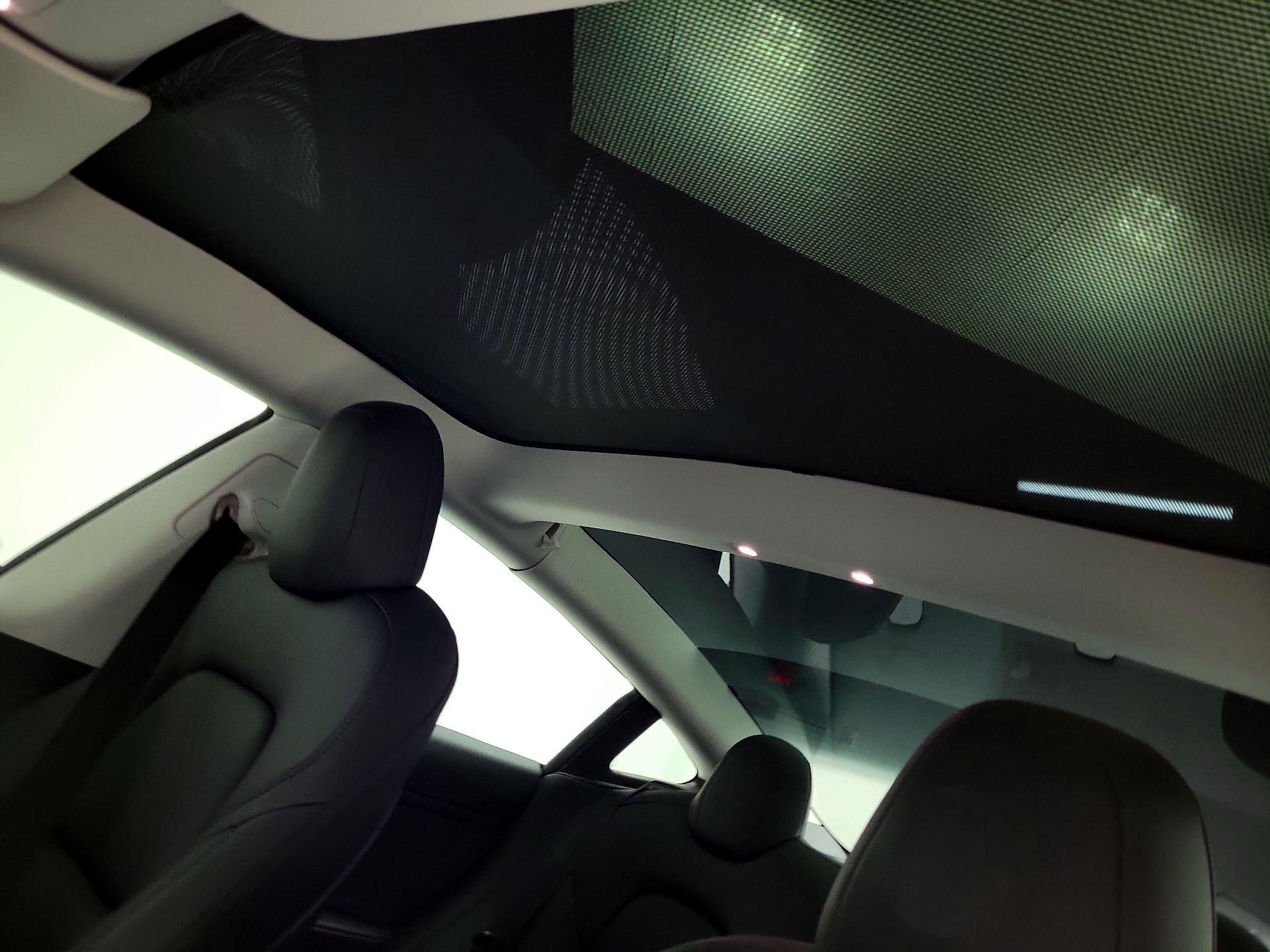 Thumbnail: 2022 Tesla Model 3 - 19