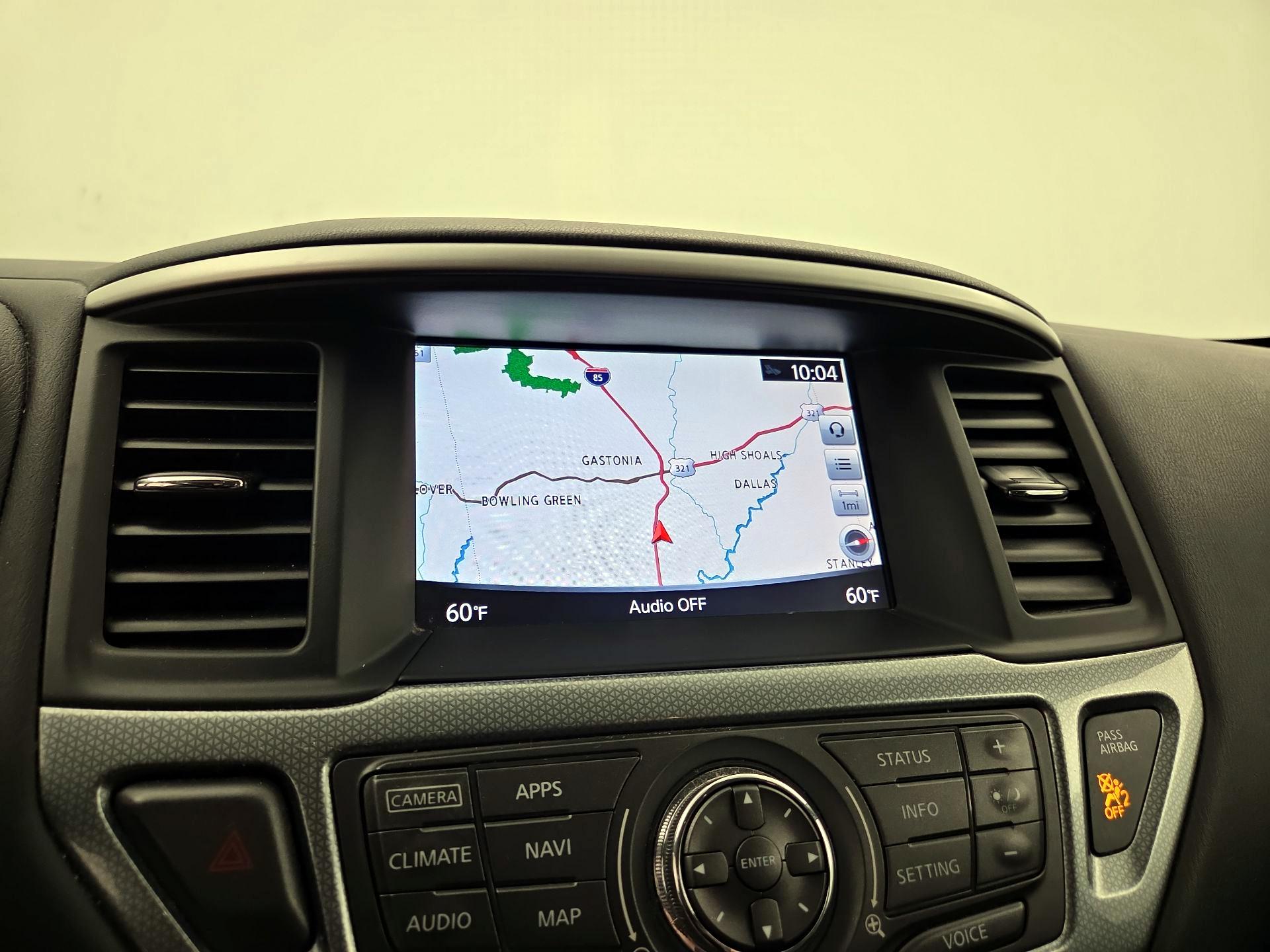 Thumbnail: 2017 Nissan Pathfinder - 14