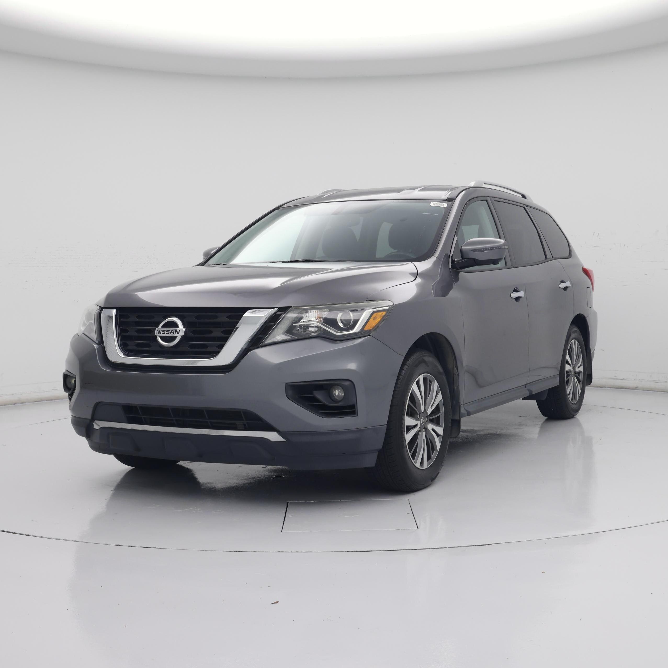 Thumbnail: 2017 Nissan Pathfinder - 4