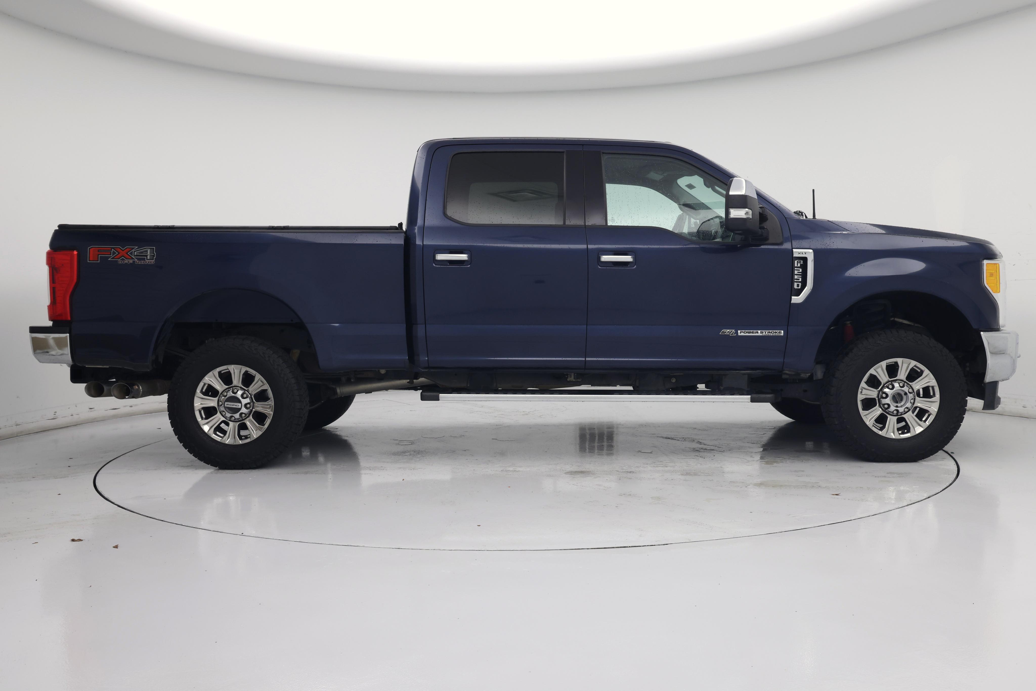 Thumbnail: 2017 Ford F-250 - 7